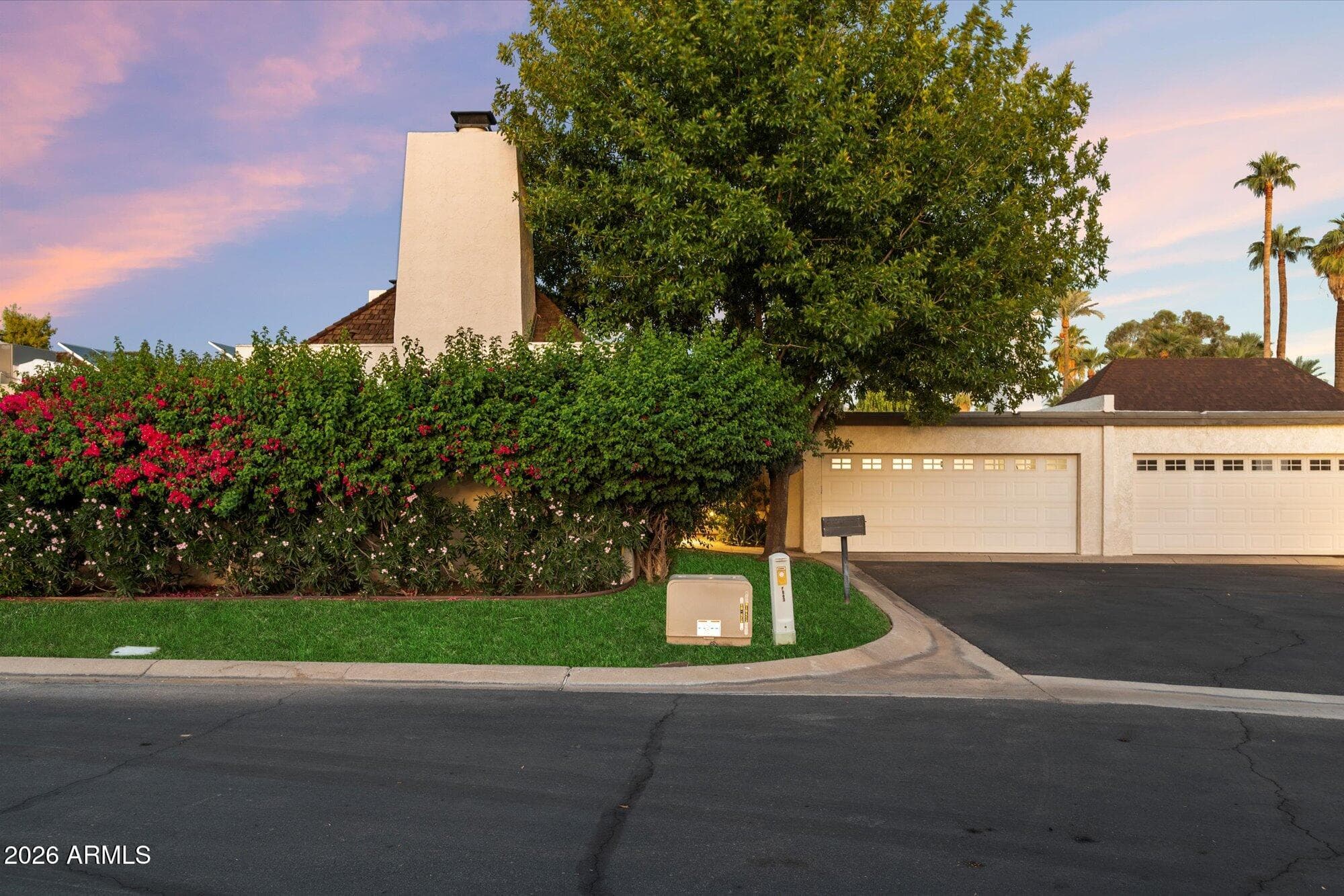 7005 N BARBADOS PL - Photo 4