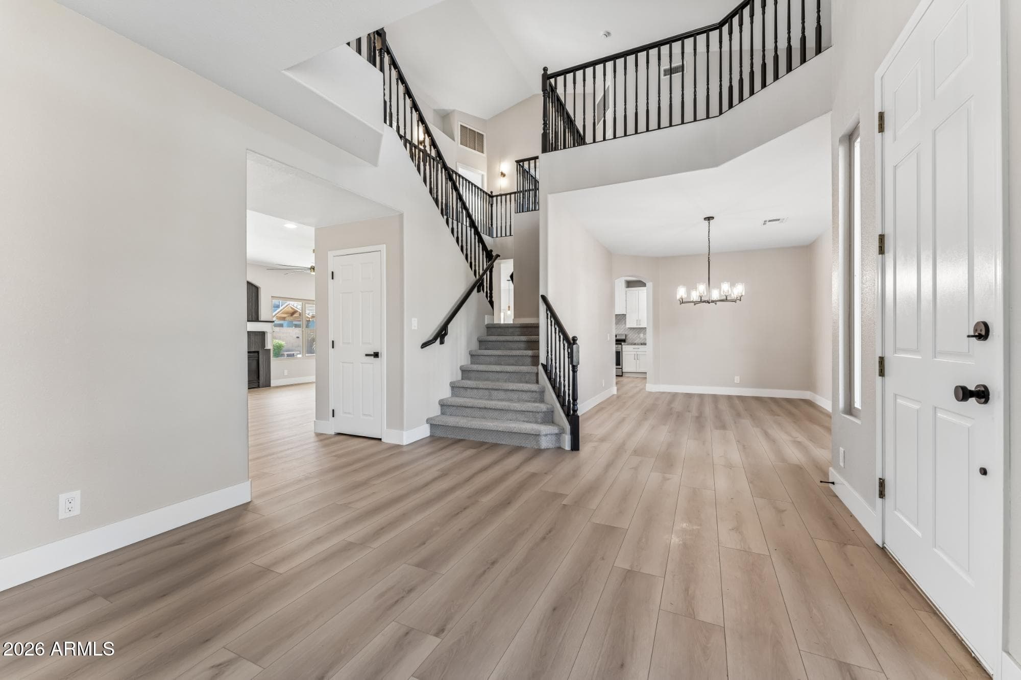 2935 E Cathy Dr — photo 2