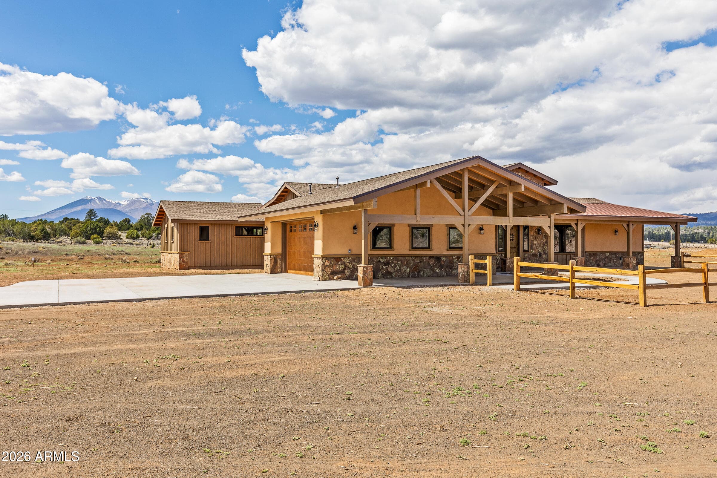 6570 MEADOWS LN - Photo 4