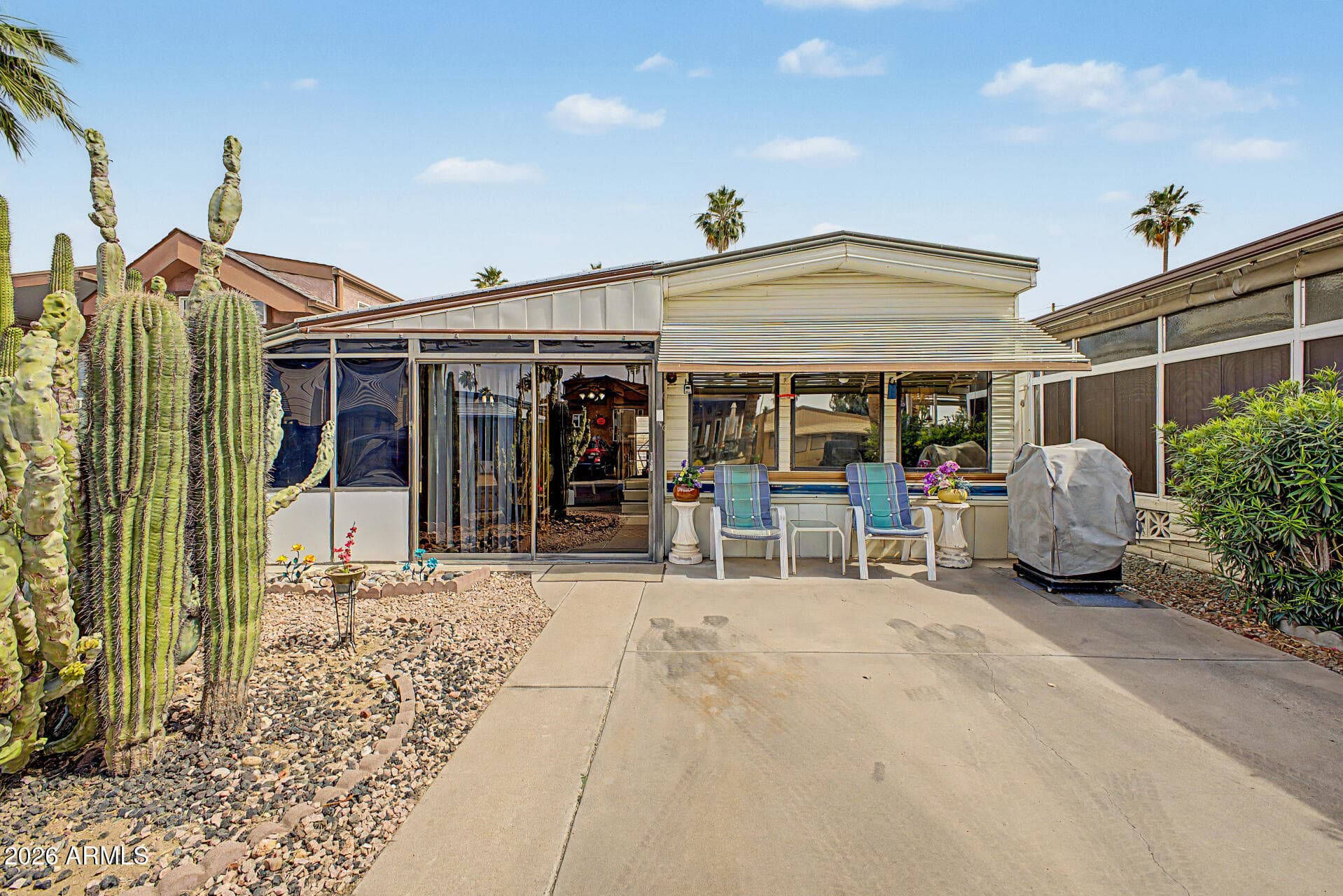 524 DOUGLAS RD - Photo 1