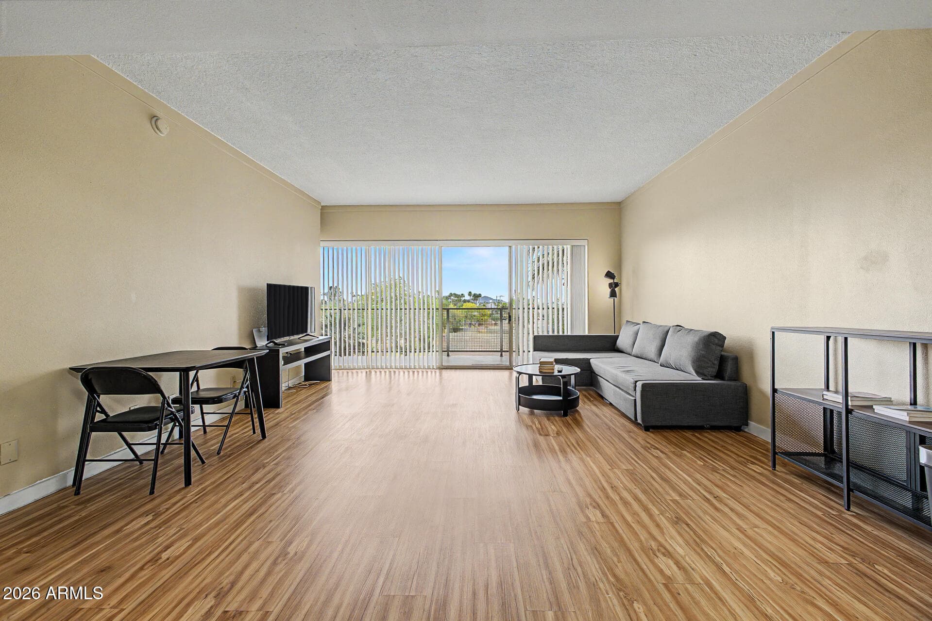 4750 N Central Ave 3R — photo 2