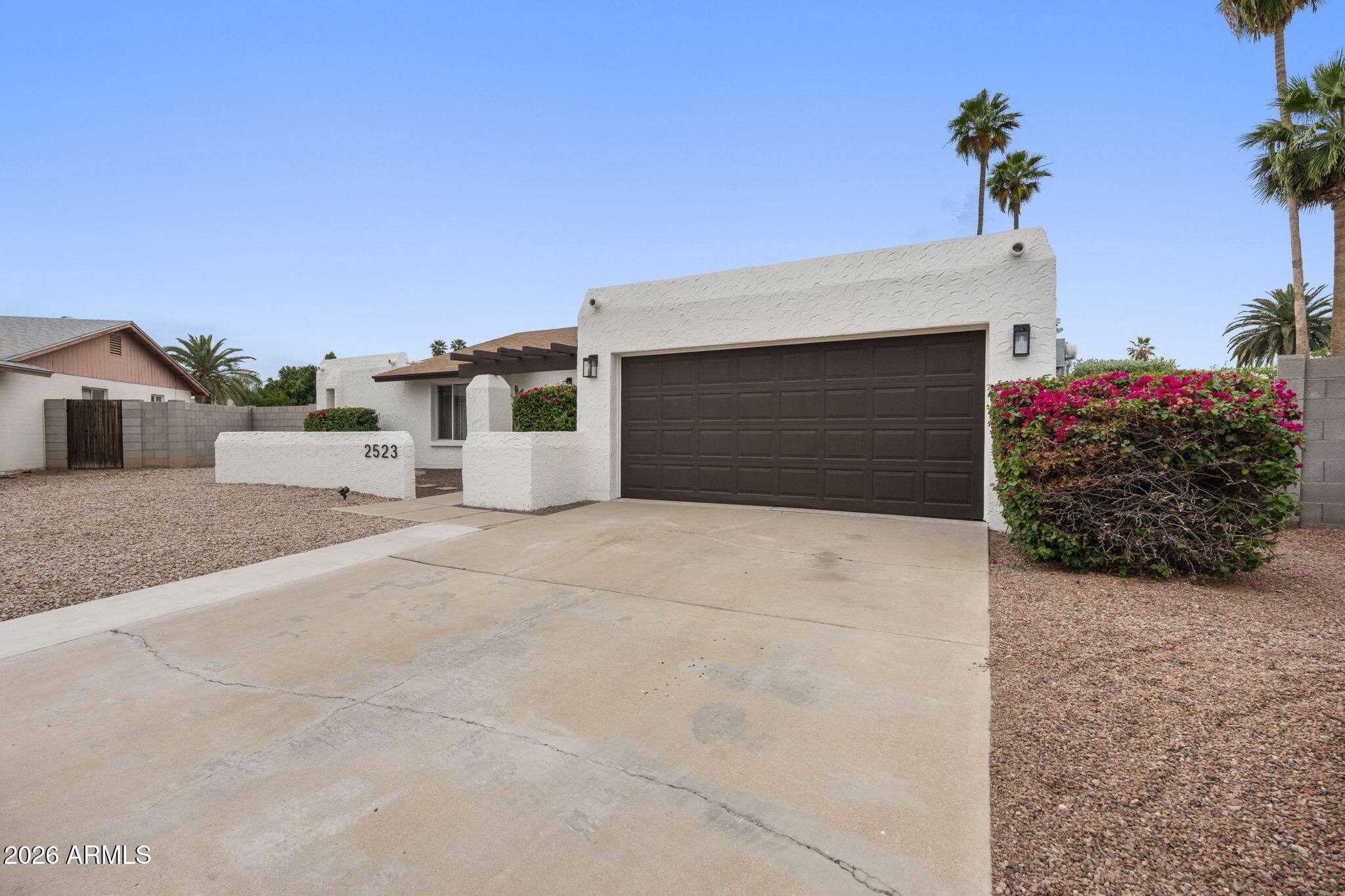 2523 W Onza Ave — photo 2