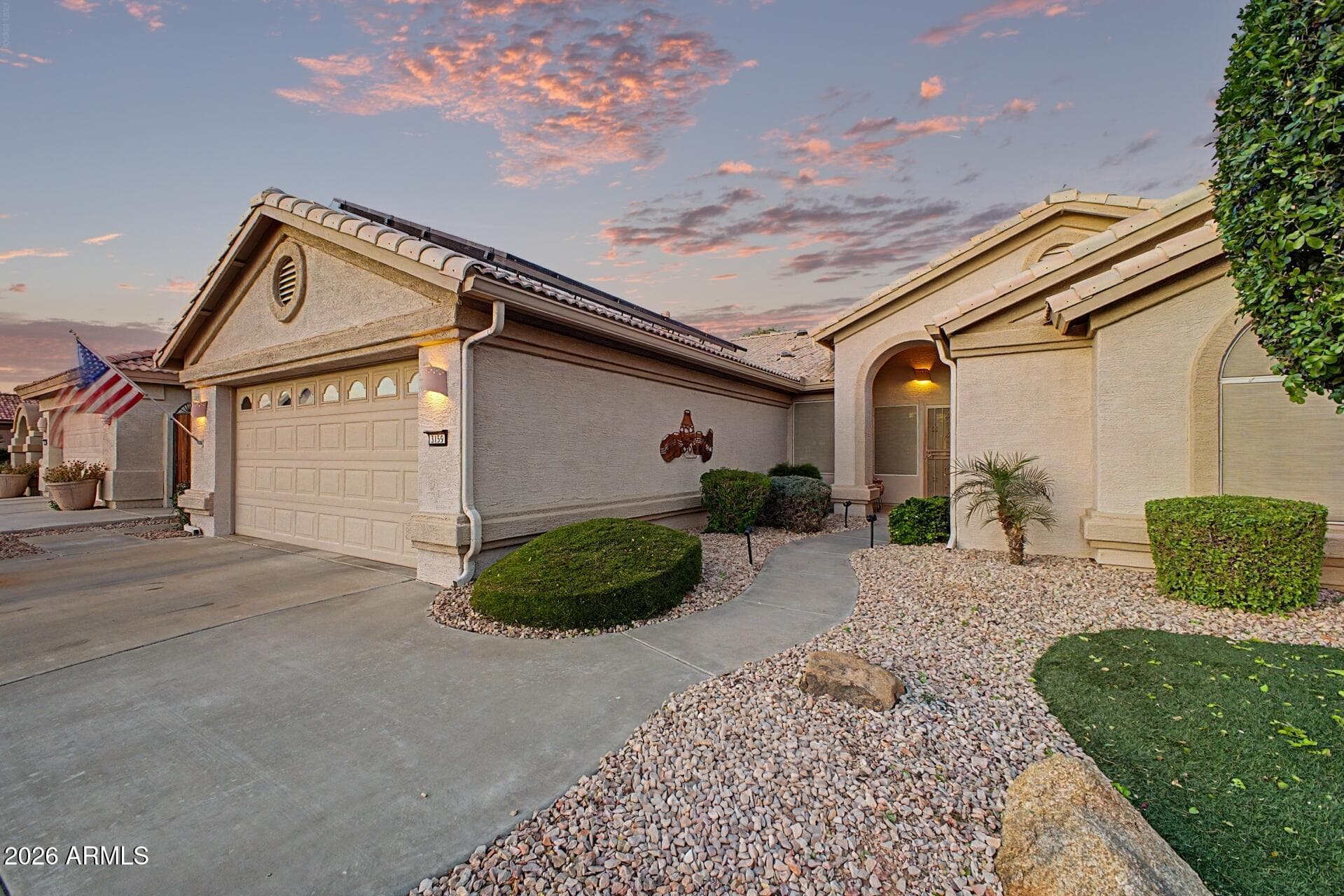 3159 N COUPLES DR - Photo 1