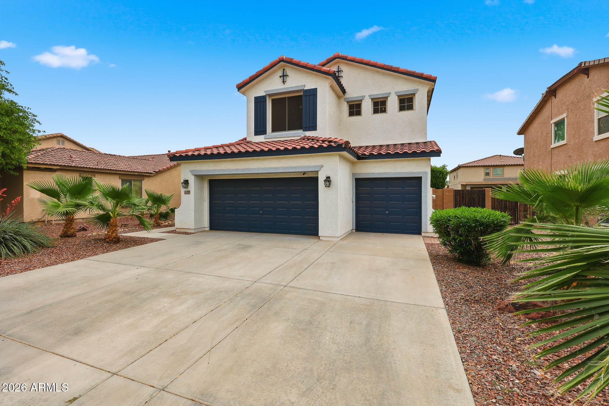 12175 W Chase Ln — photo 2