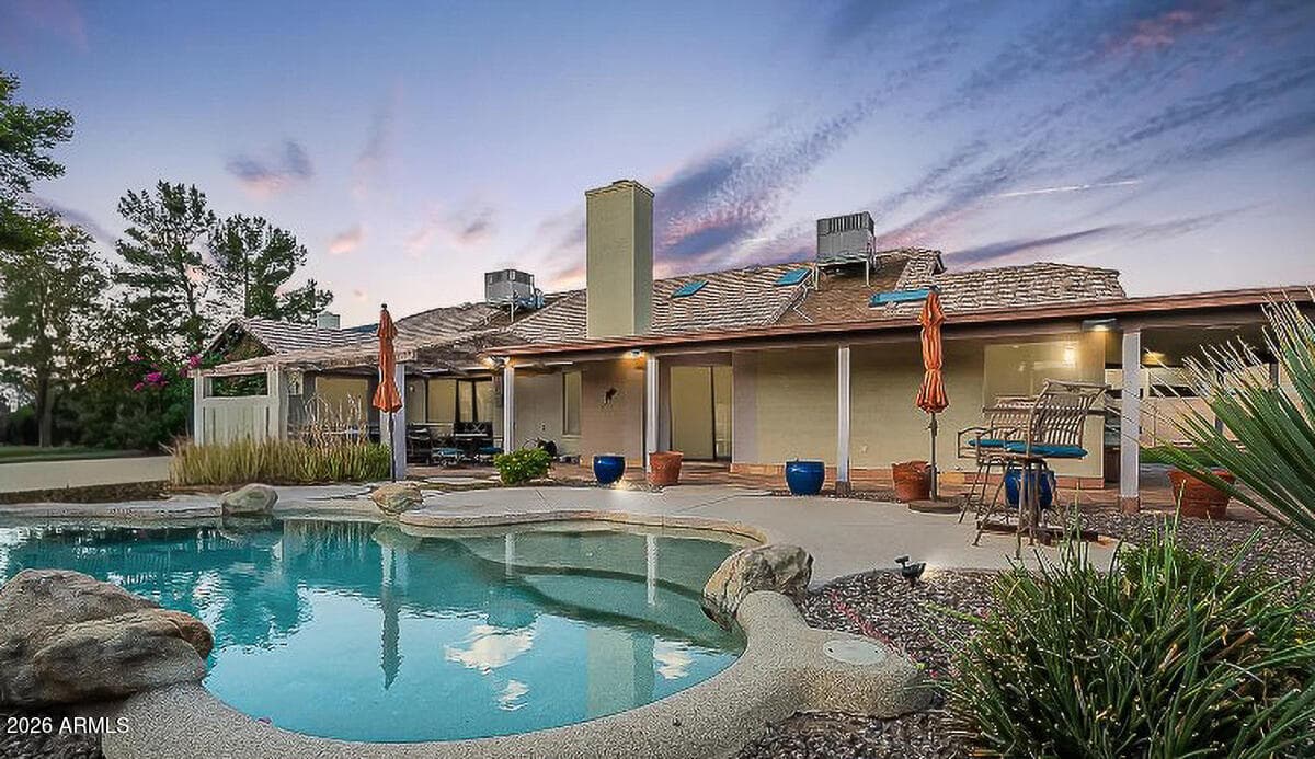 2038 S Ash Circle — photo 1