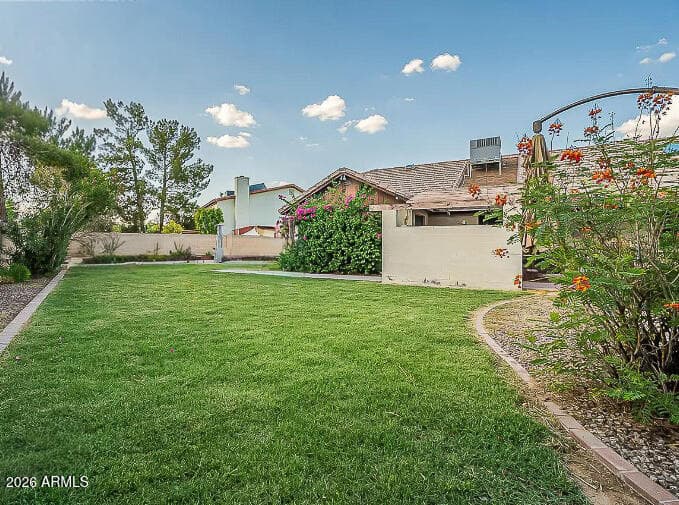 2038 S Ash Circle — photo 2