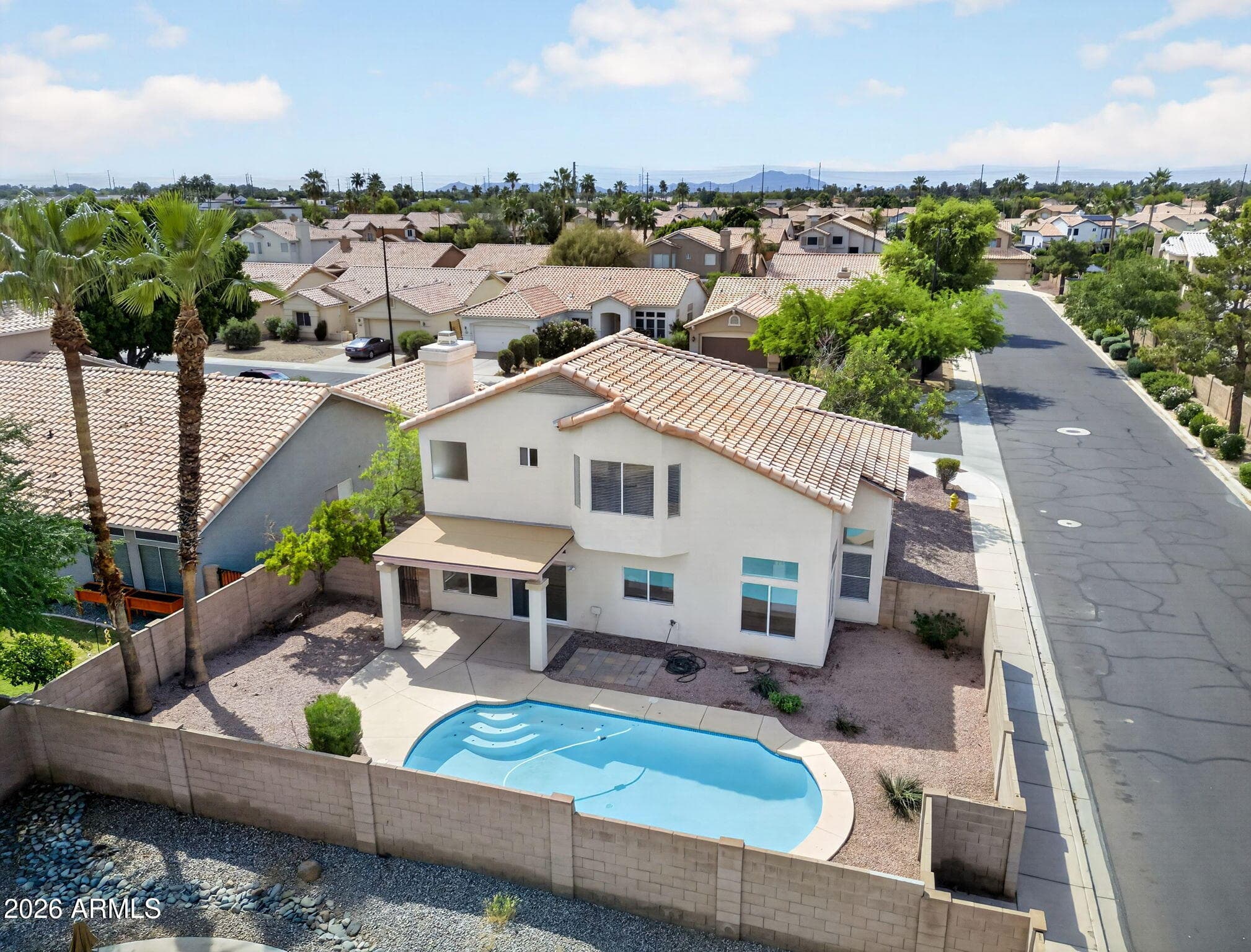 1542 E Stanford Ave — photo 2