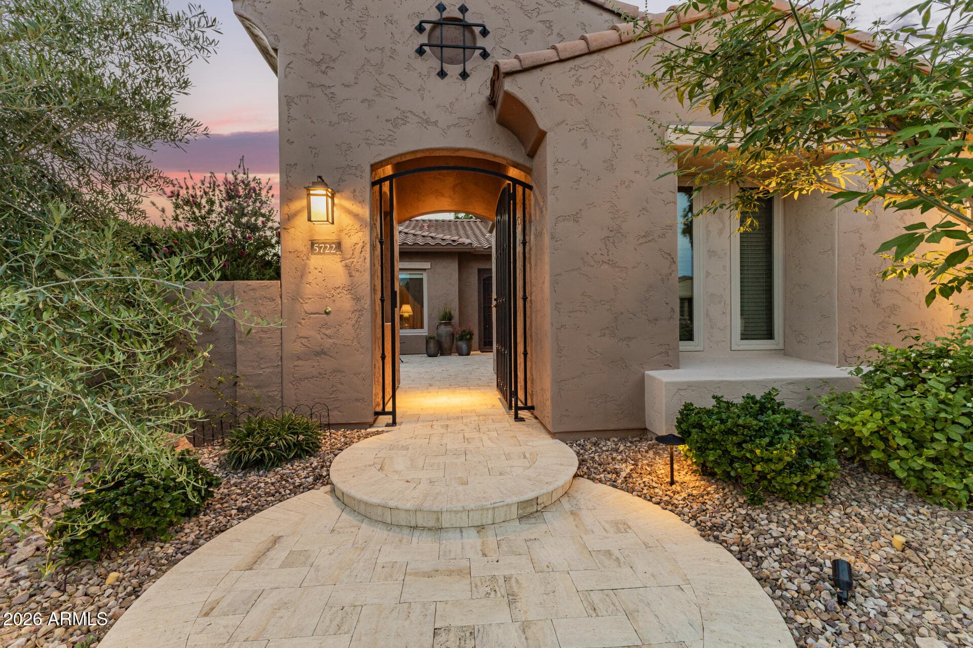 5722 S Mesquite Grove Way — photo 1