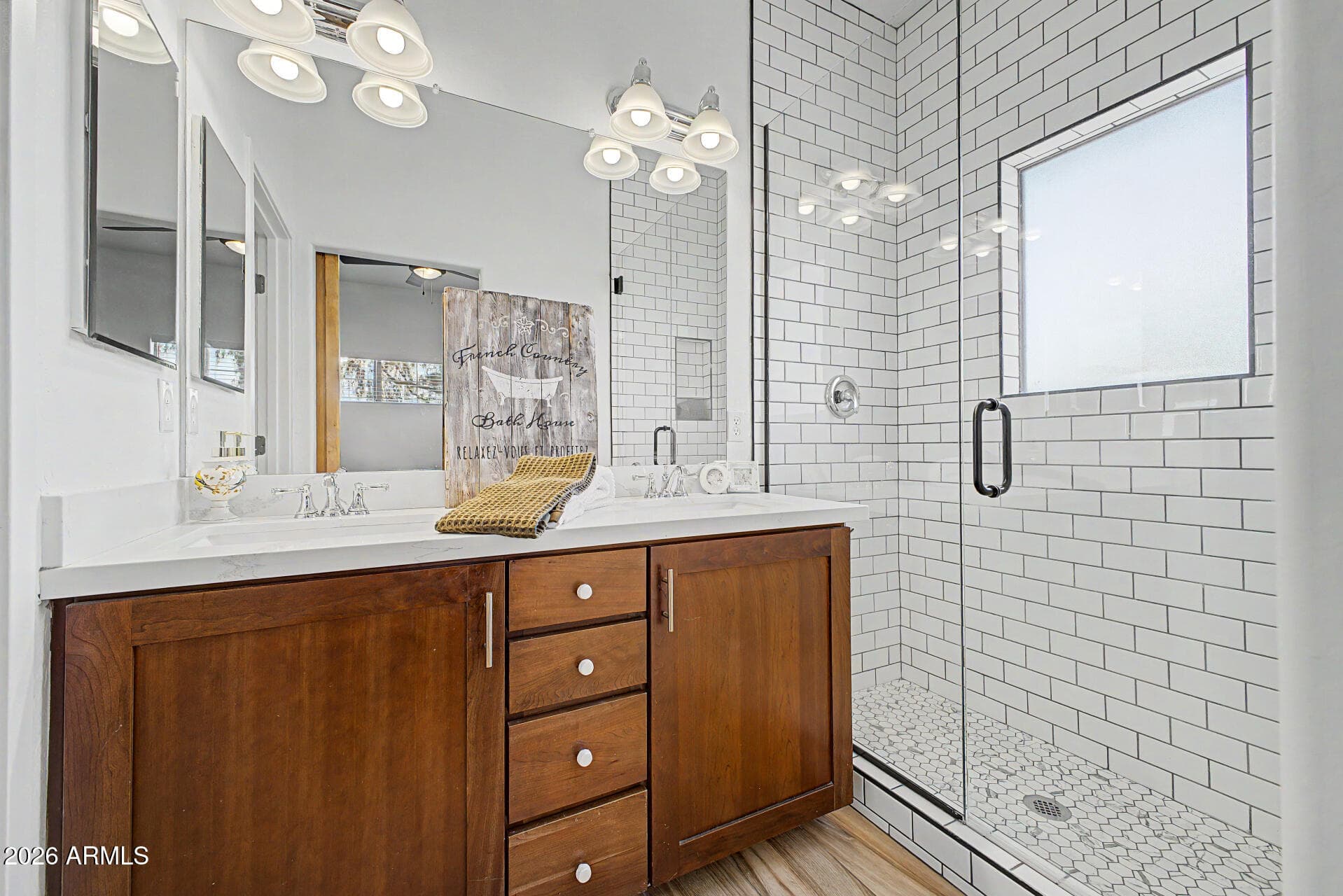 815 E ROSE LN - Photo 3