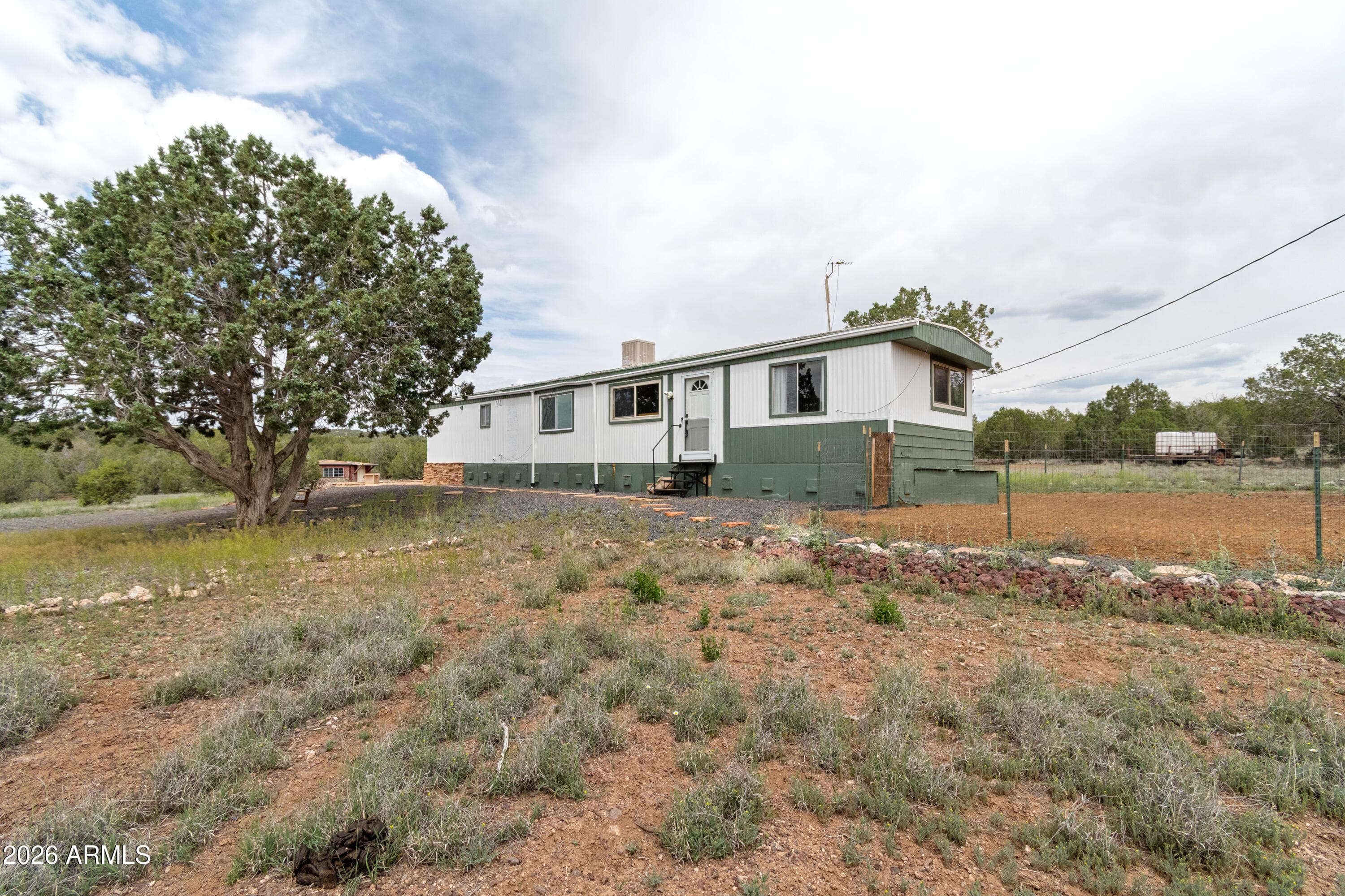 2385 W County Line Circle — photo 2
