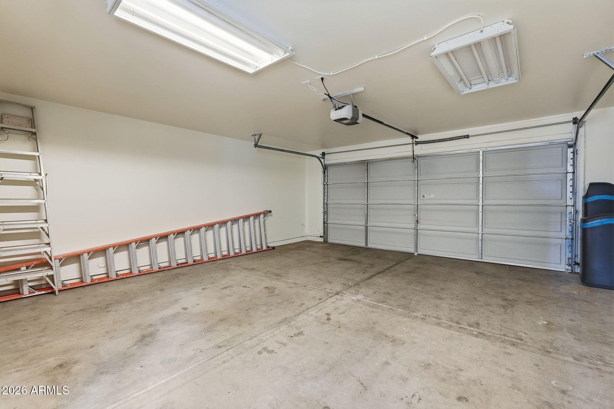 462 E Christopher St — photo 42