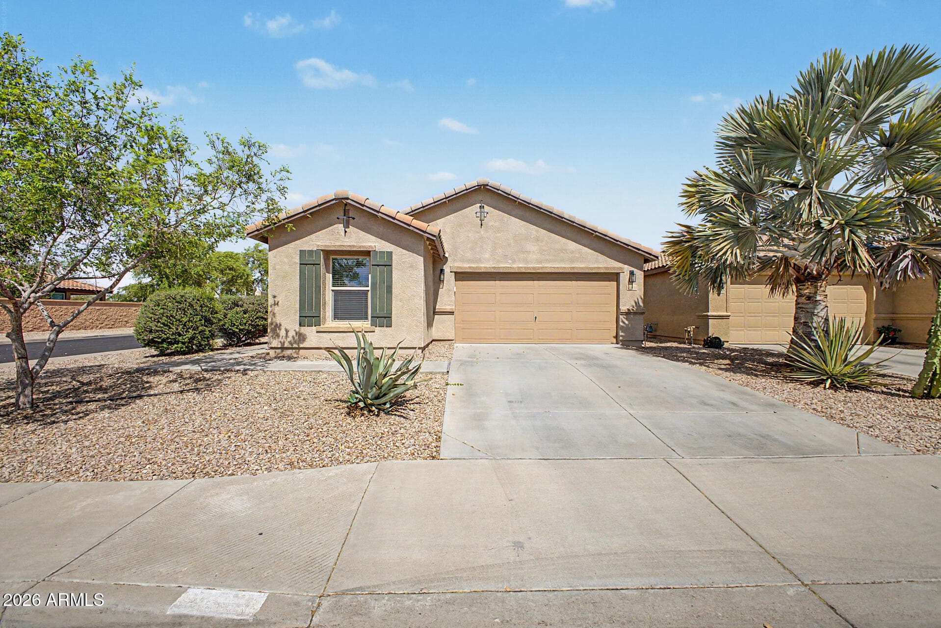33421 N Bowles Dr — photo 1