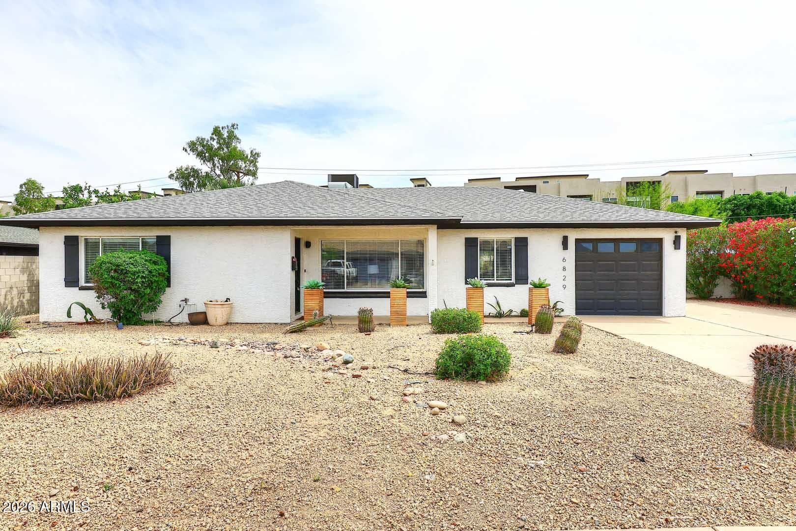 6829 E Almeria Rd — photo 1