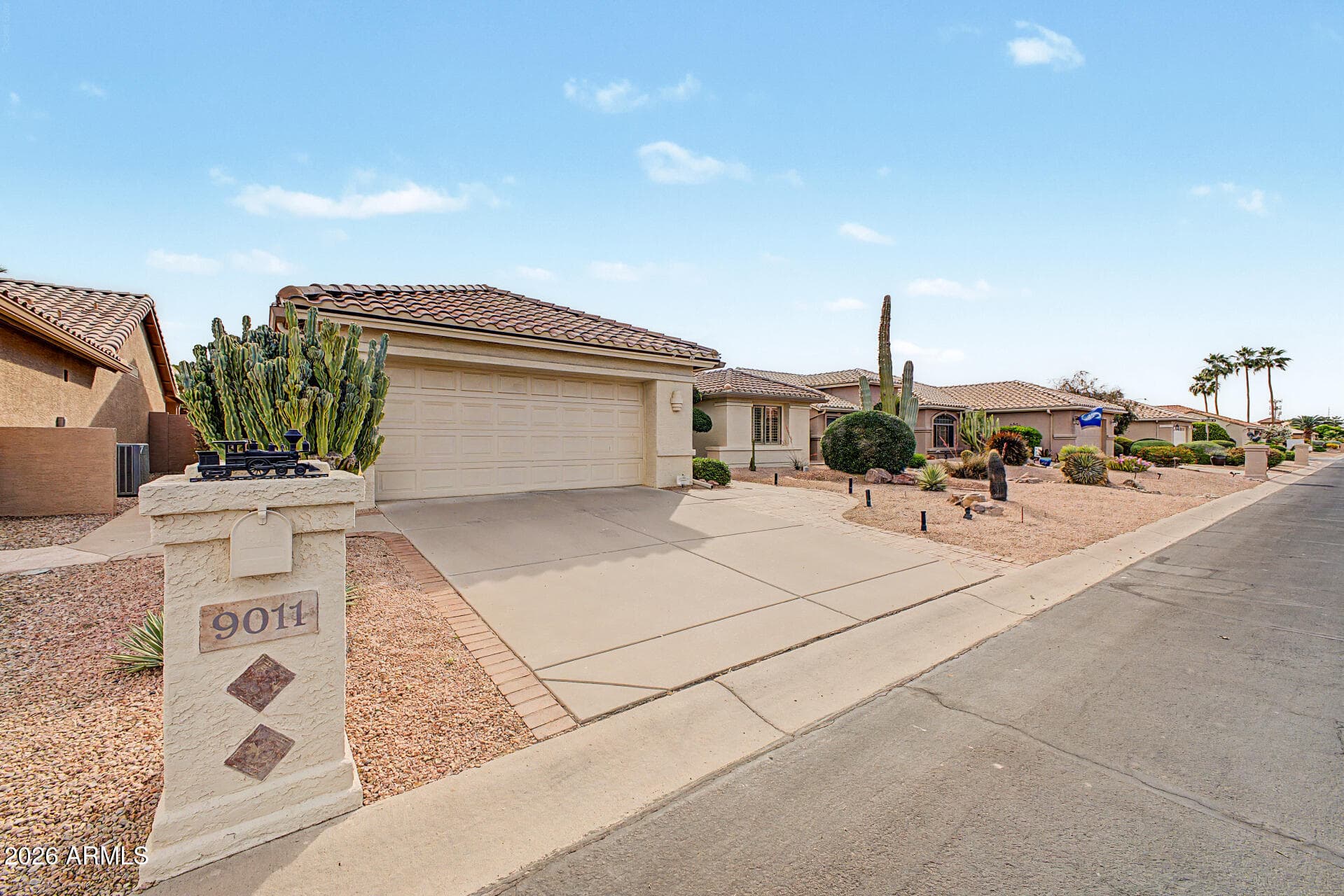 9011 E NACOMA DR - Photo 3