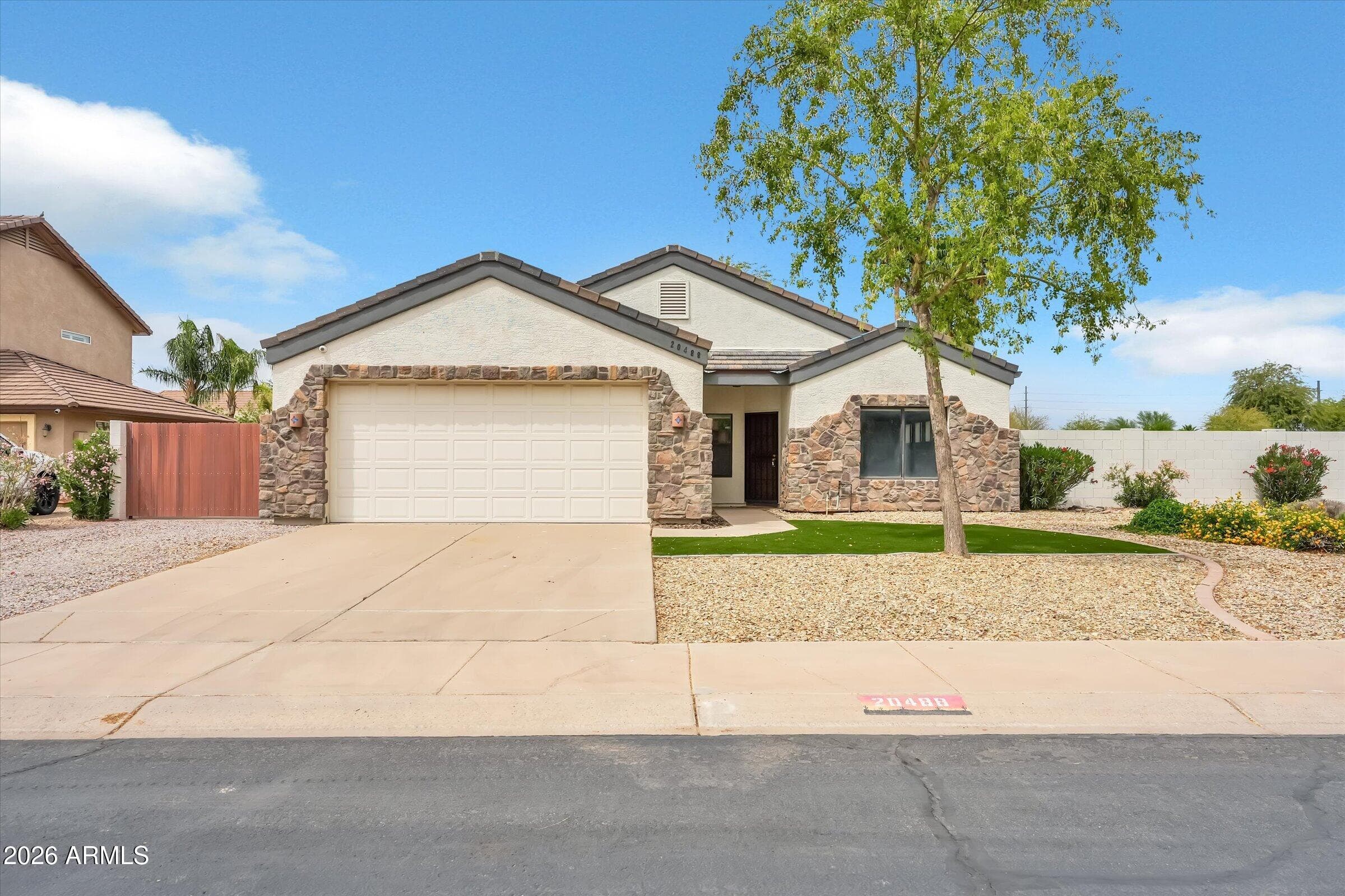 20488 E Bronco Dr — photo 1