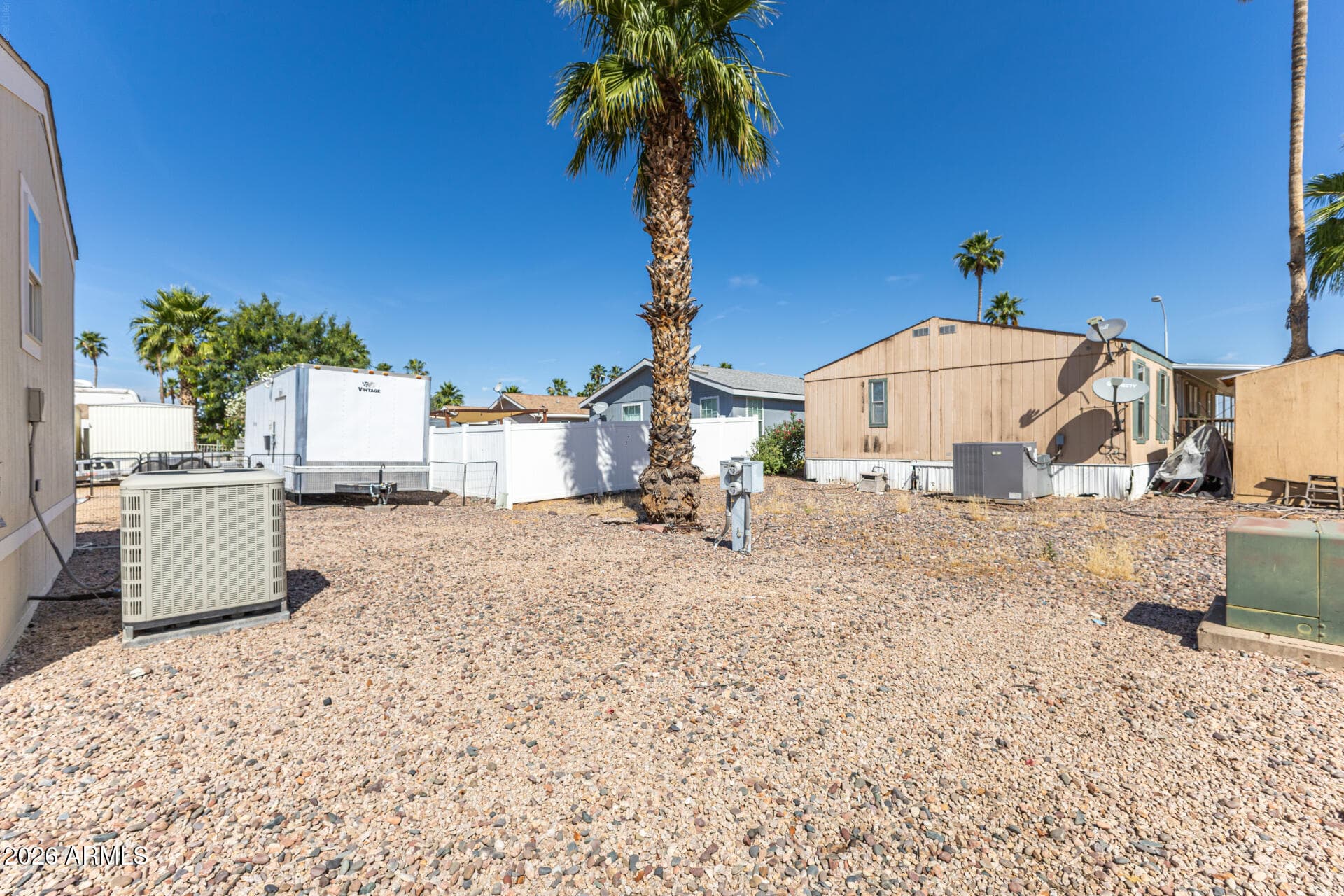 625 W MCKELLIPS RD - Photo 46