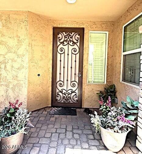 9590 W Robin Ln — photo 2