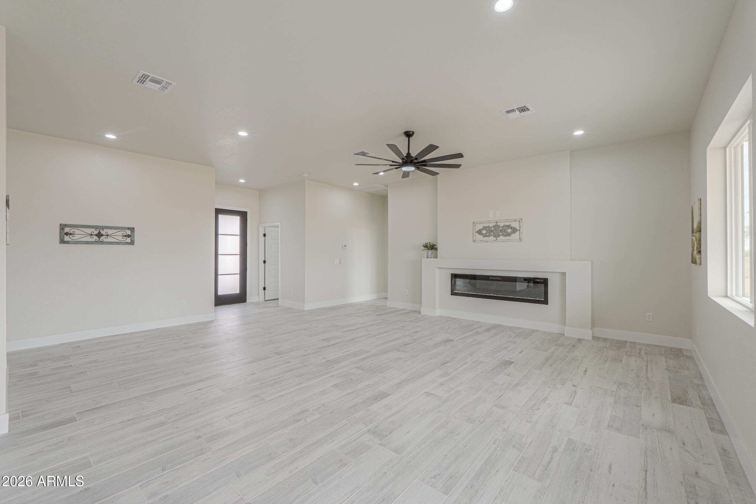 43419 W CAREFREE PL - Photo 2