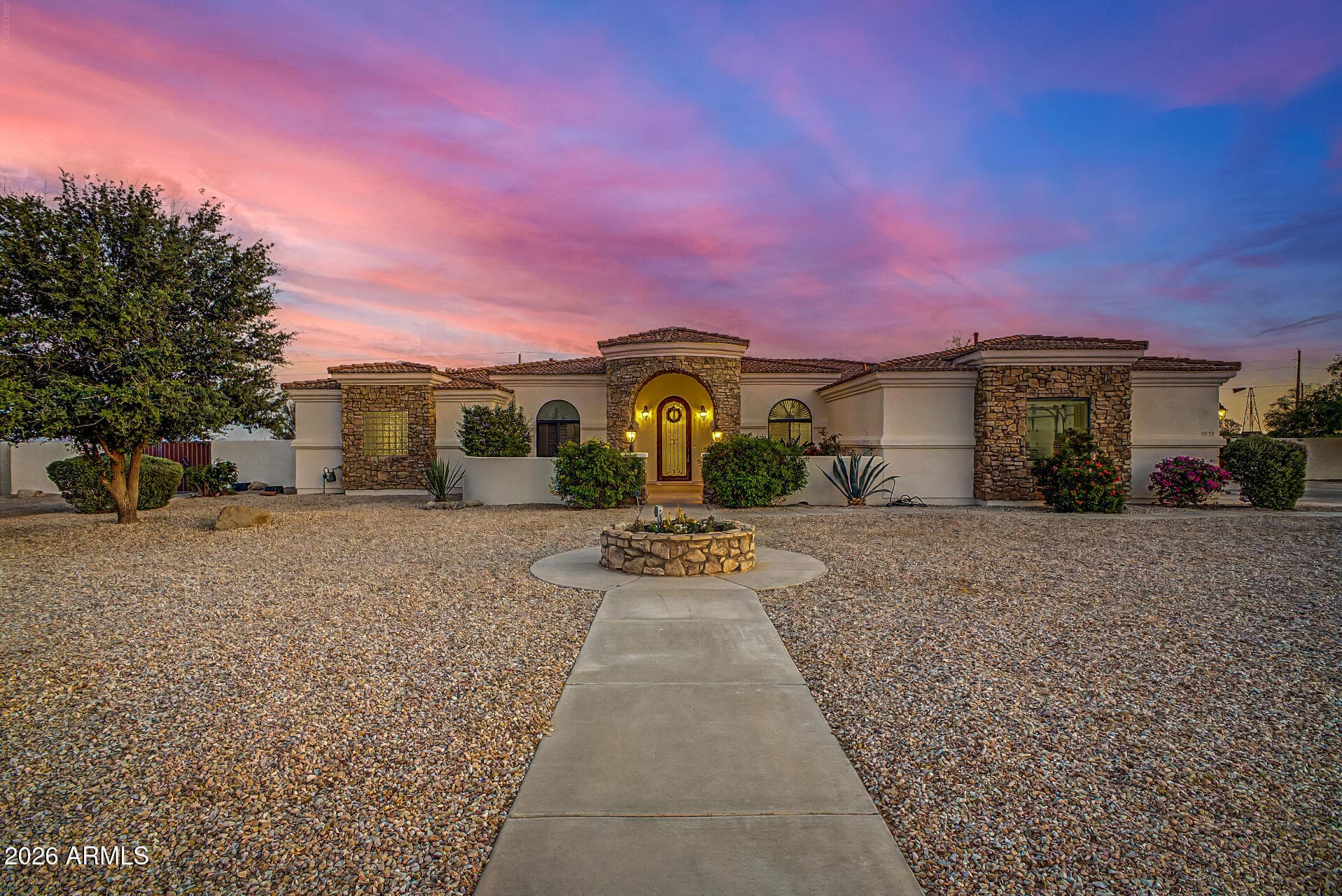 6953 W Appaloosa Trail — photo 1