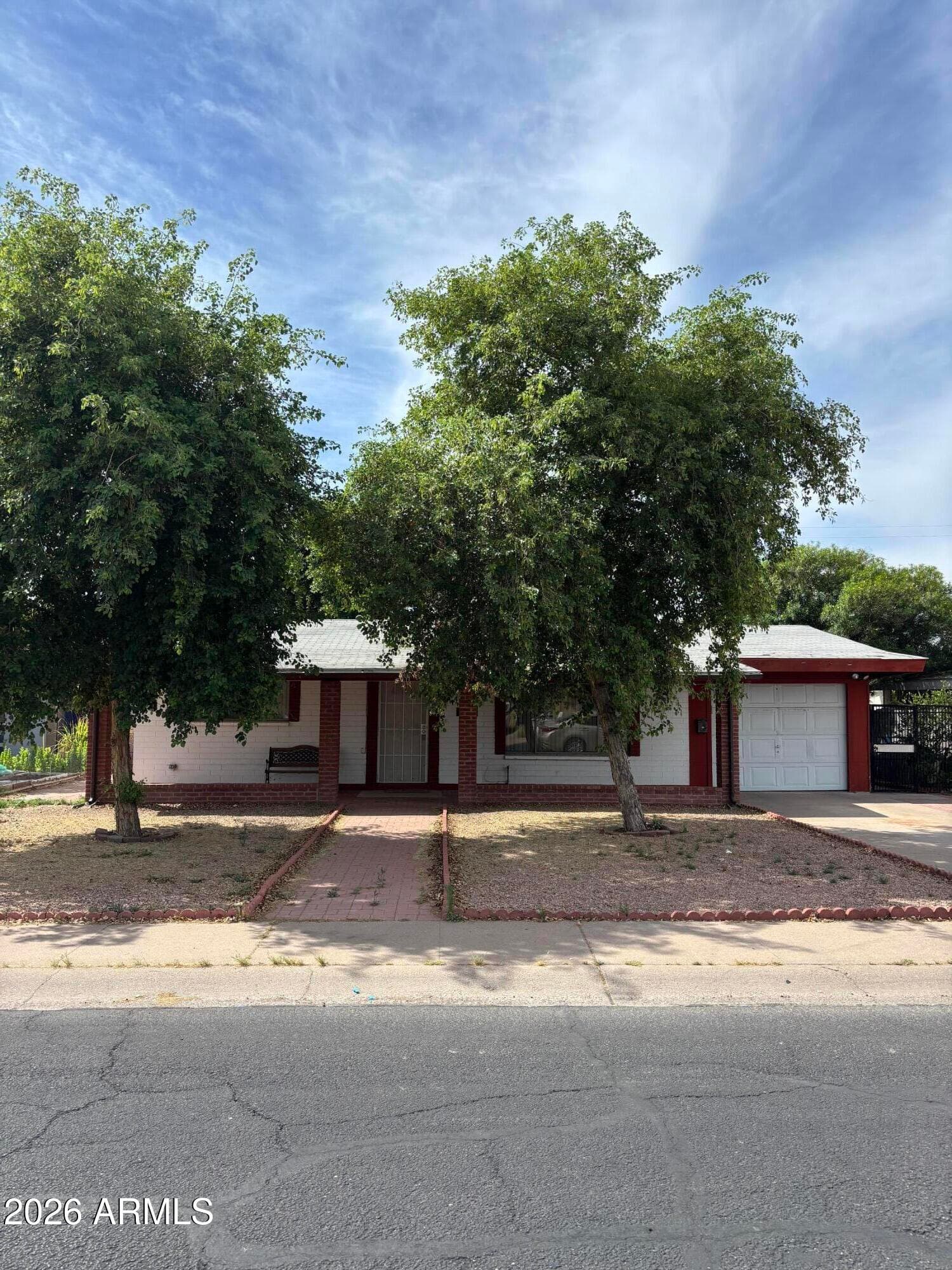 3619 W Alice Ave — photo 1
