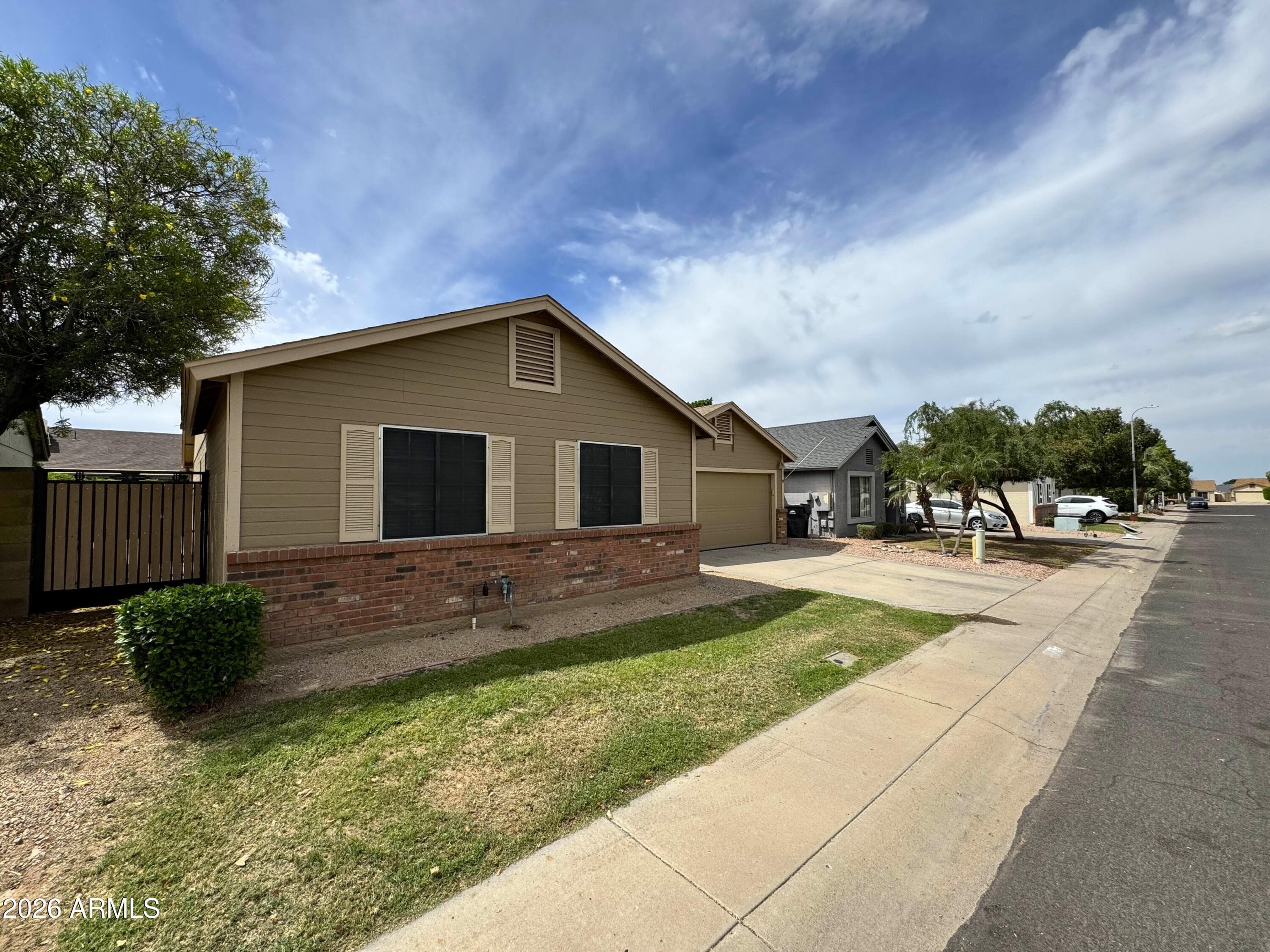 6335 E Brown Rd 1083 — photo 2
