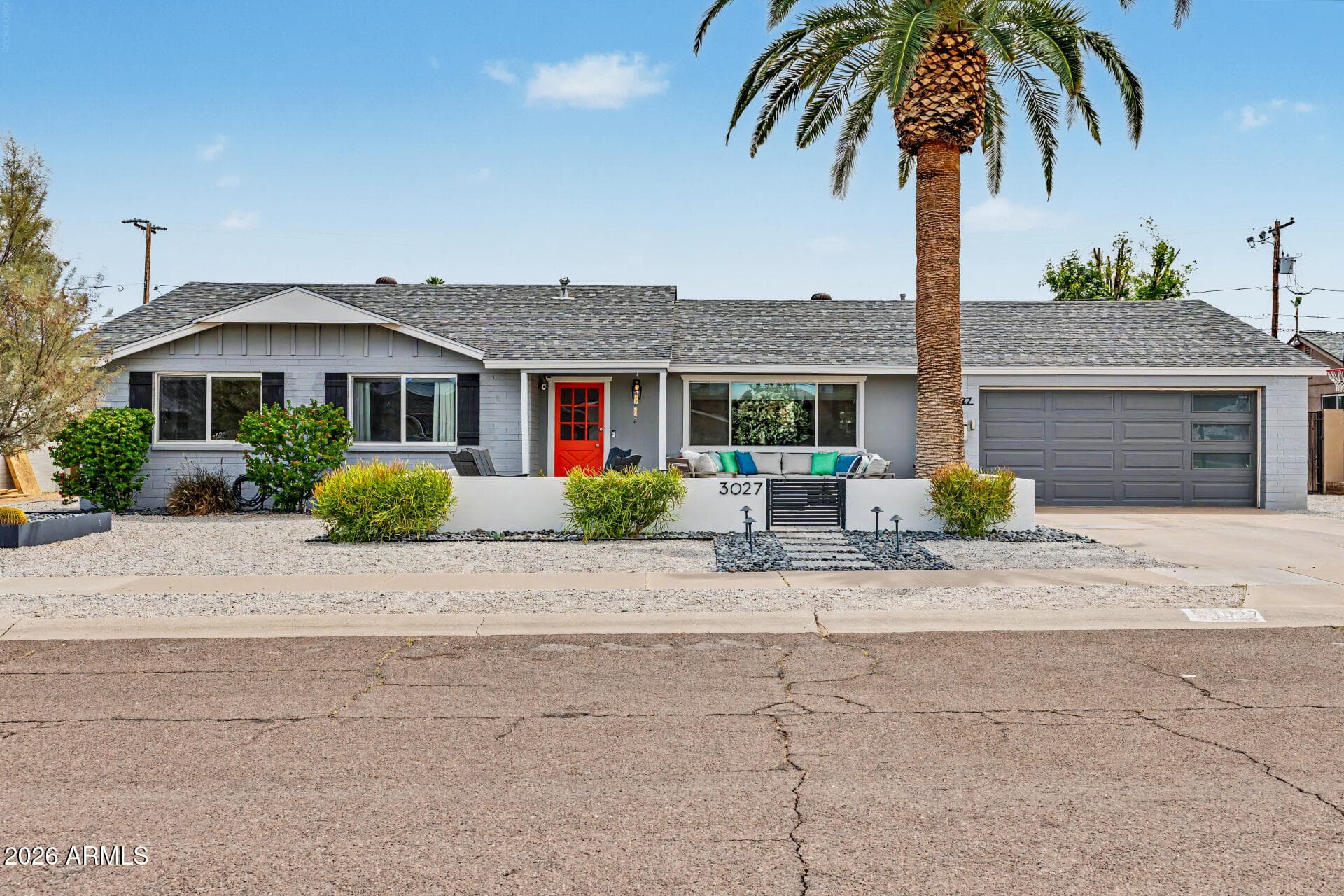 3027 E Yucca St — photo 1