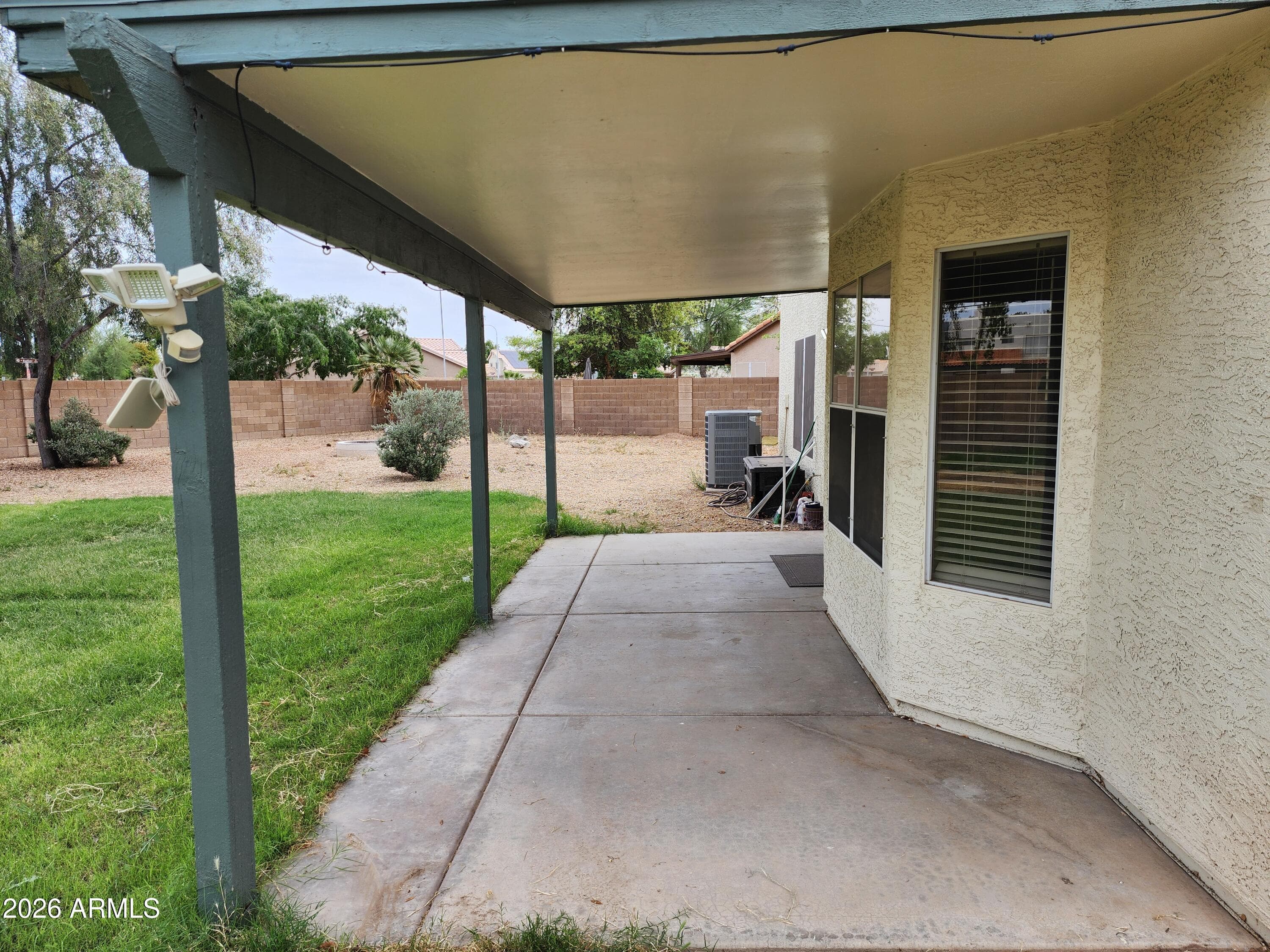 91 S Ash Dr — photo 2