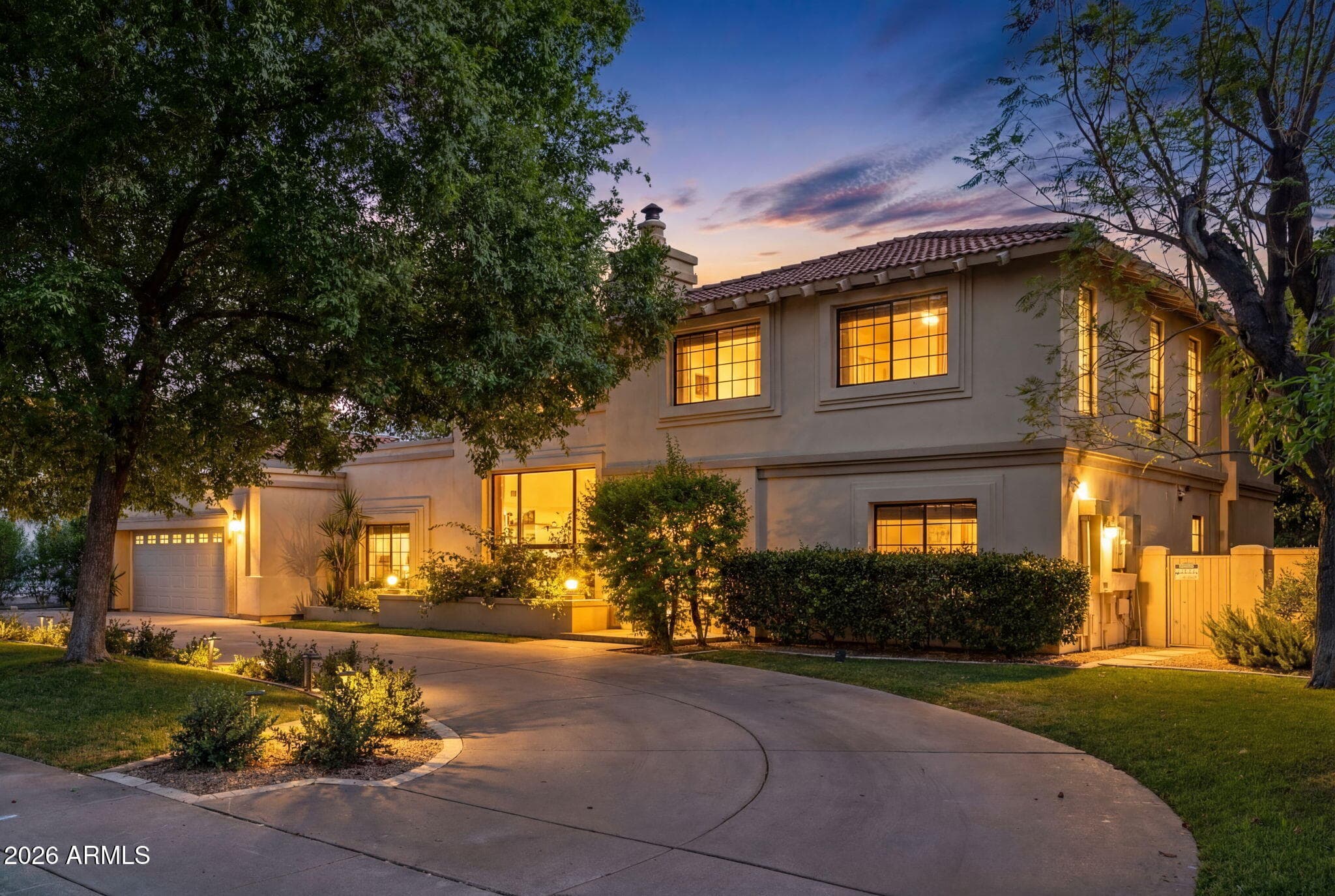 221 W Morten Ave — photo 1