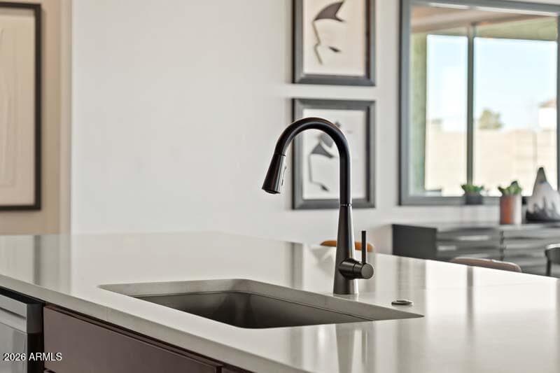 18006 W Larkspur Dr — photo 2