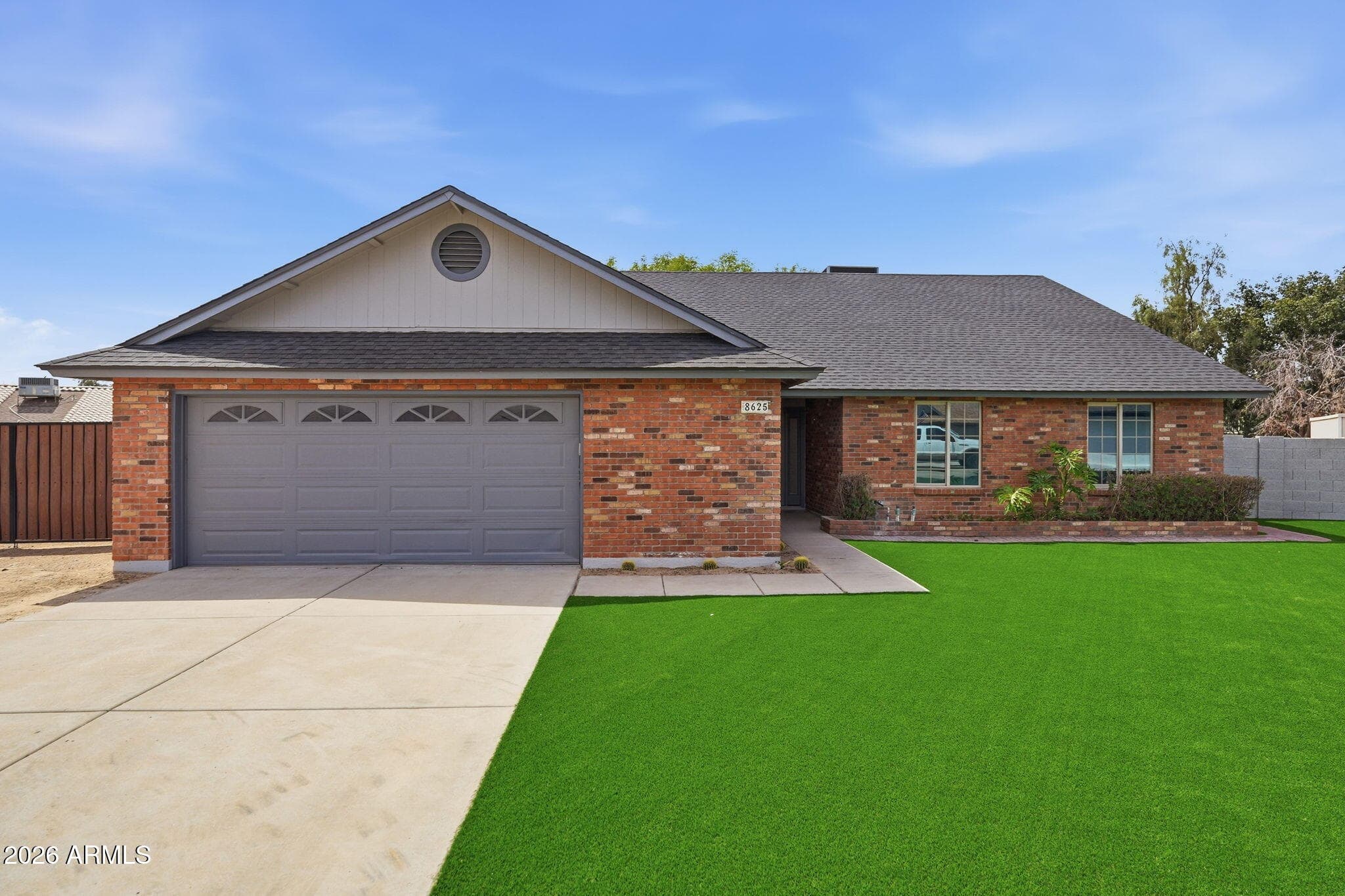 8625 W Schell Dr — photo 1