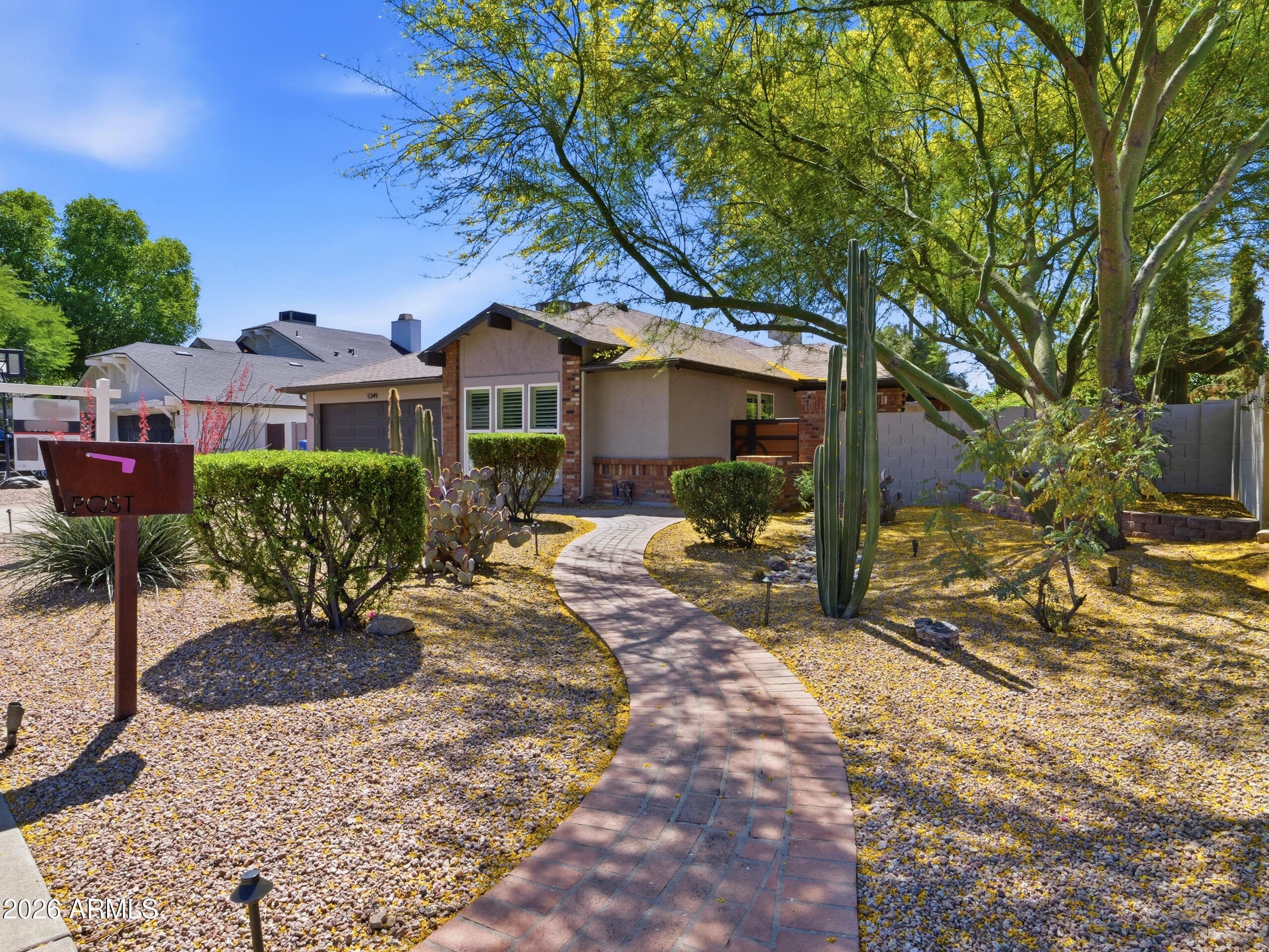 5349 E Kelton Ln — photo 1