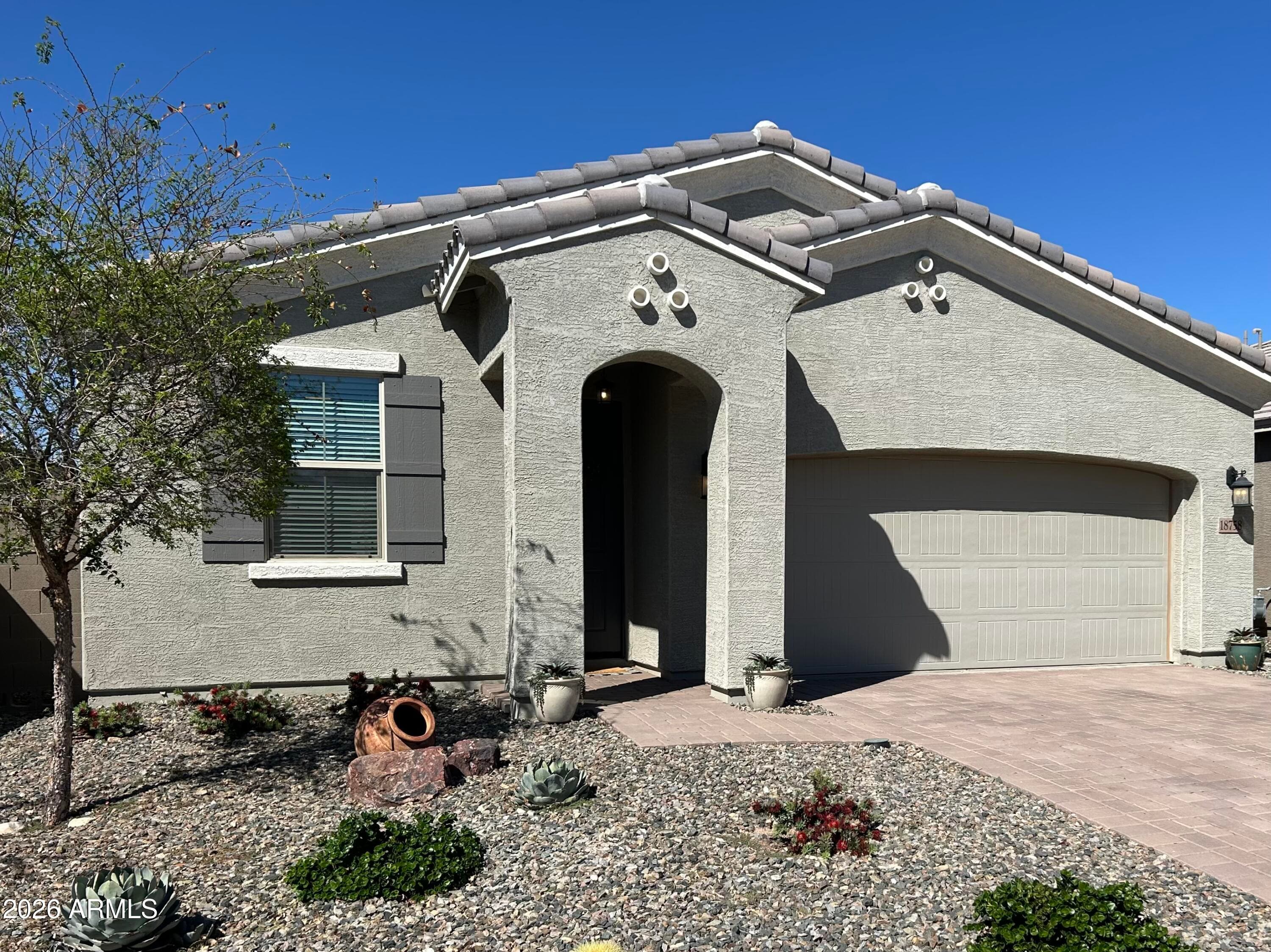 18758 W Rancho Dr — photo 2