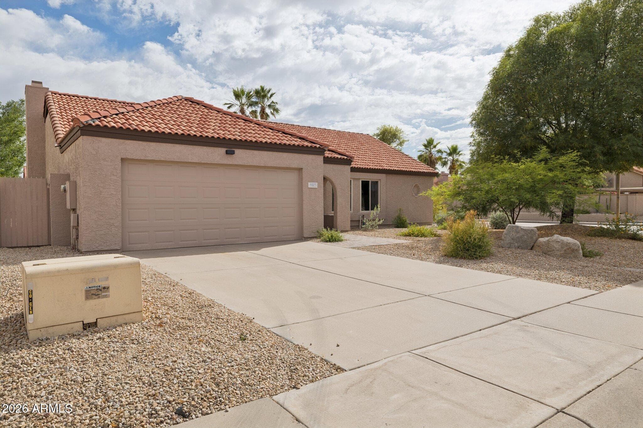9003 E Windrose Dr — photo 2