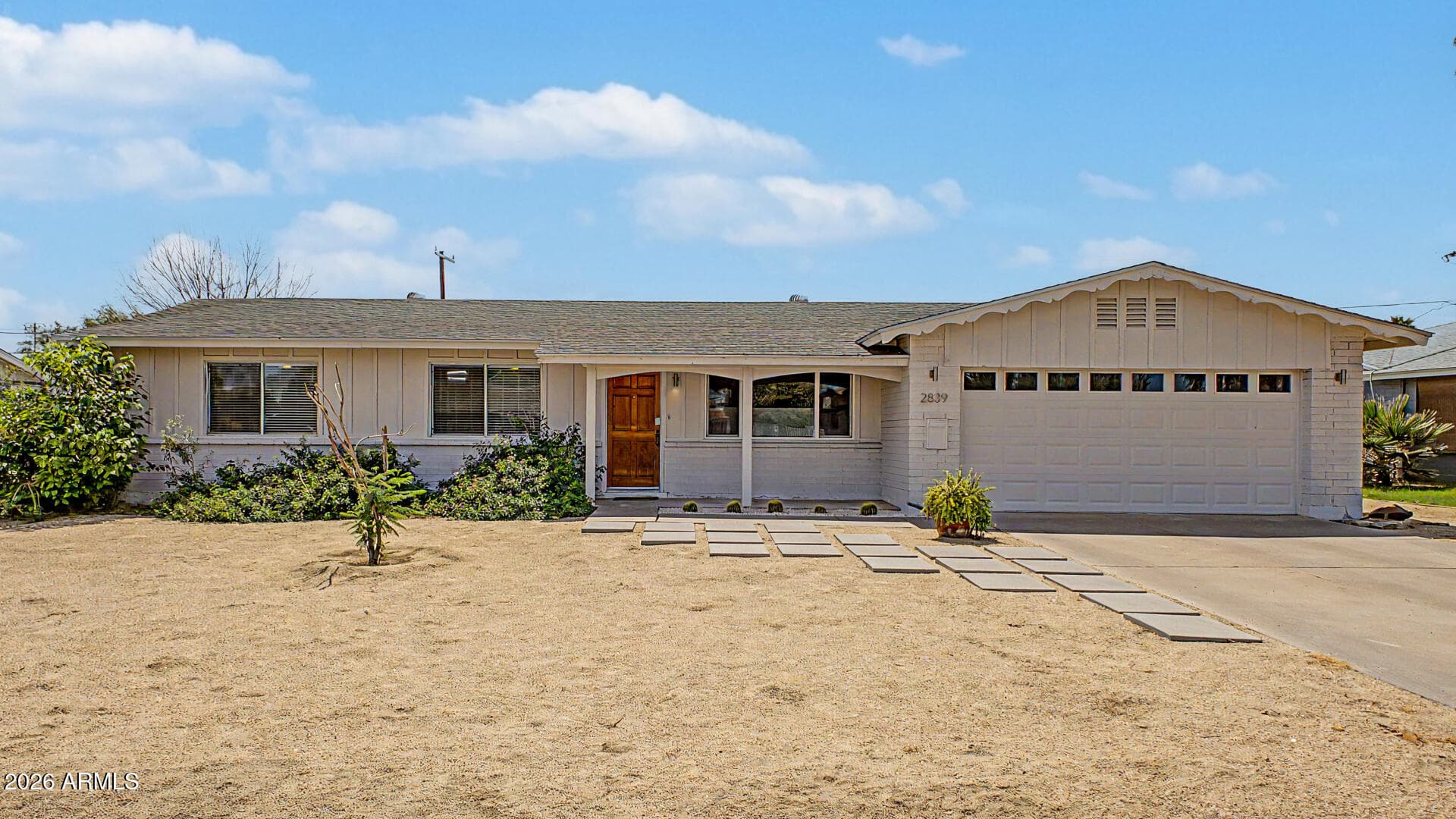 2839 E Shangri La Rd — photo 1