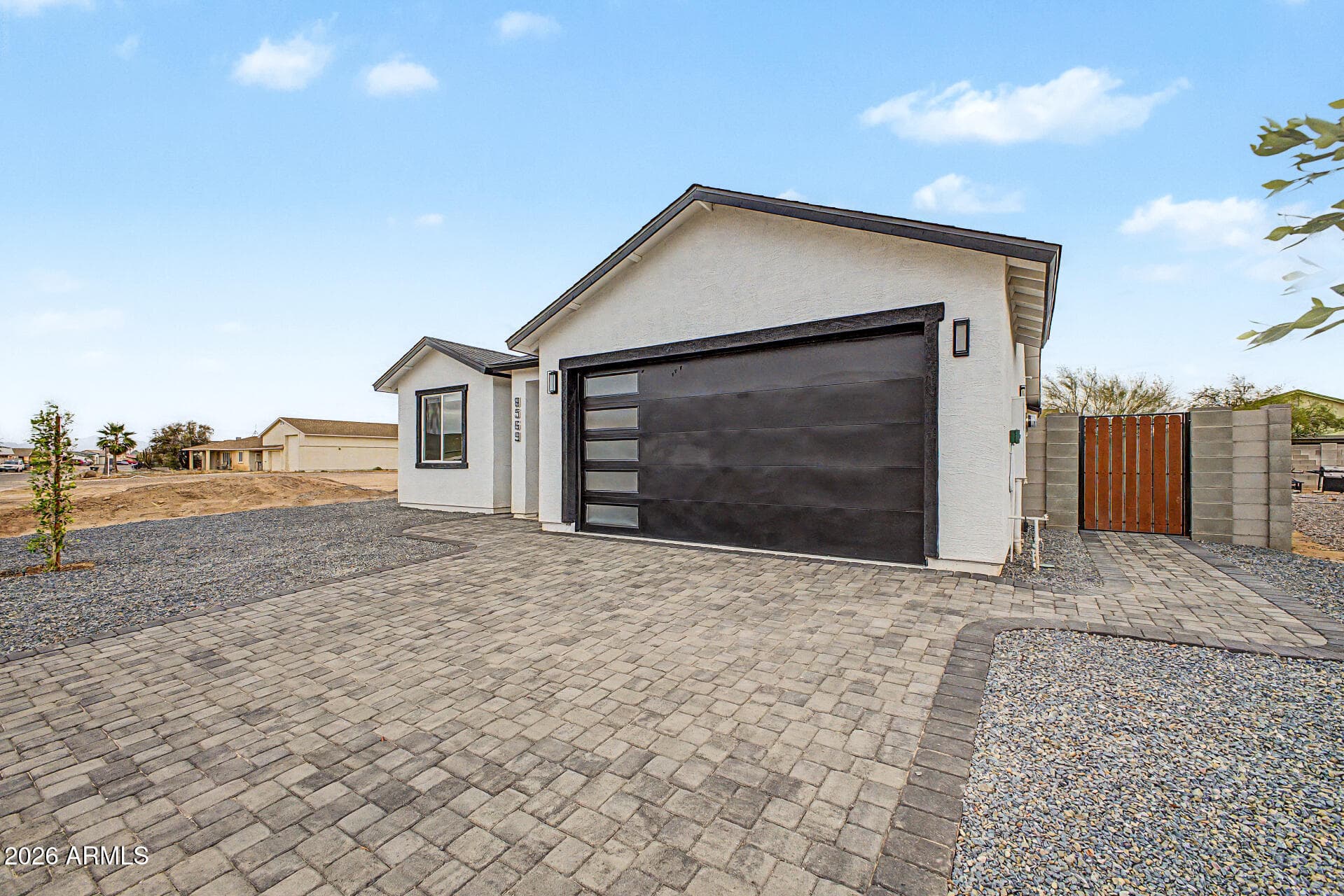 8569 W SWANSEA DR - Photo 3