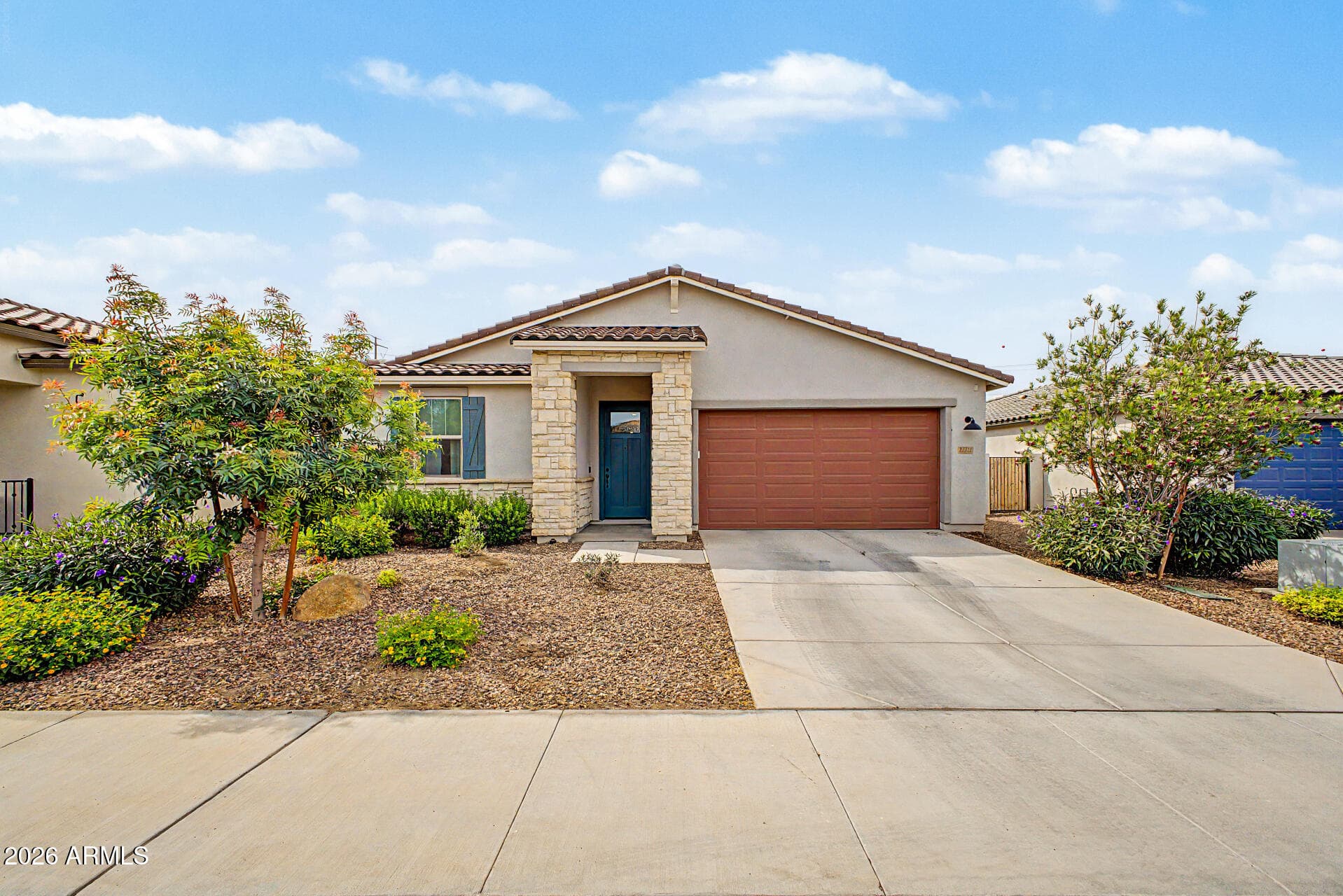 12711 W Parkway Ln — photo 1