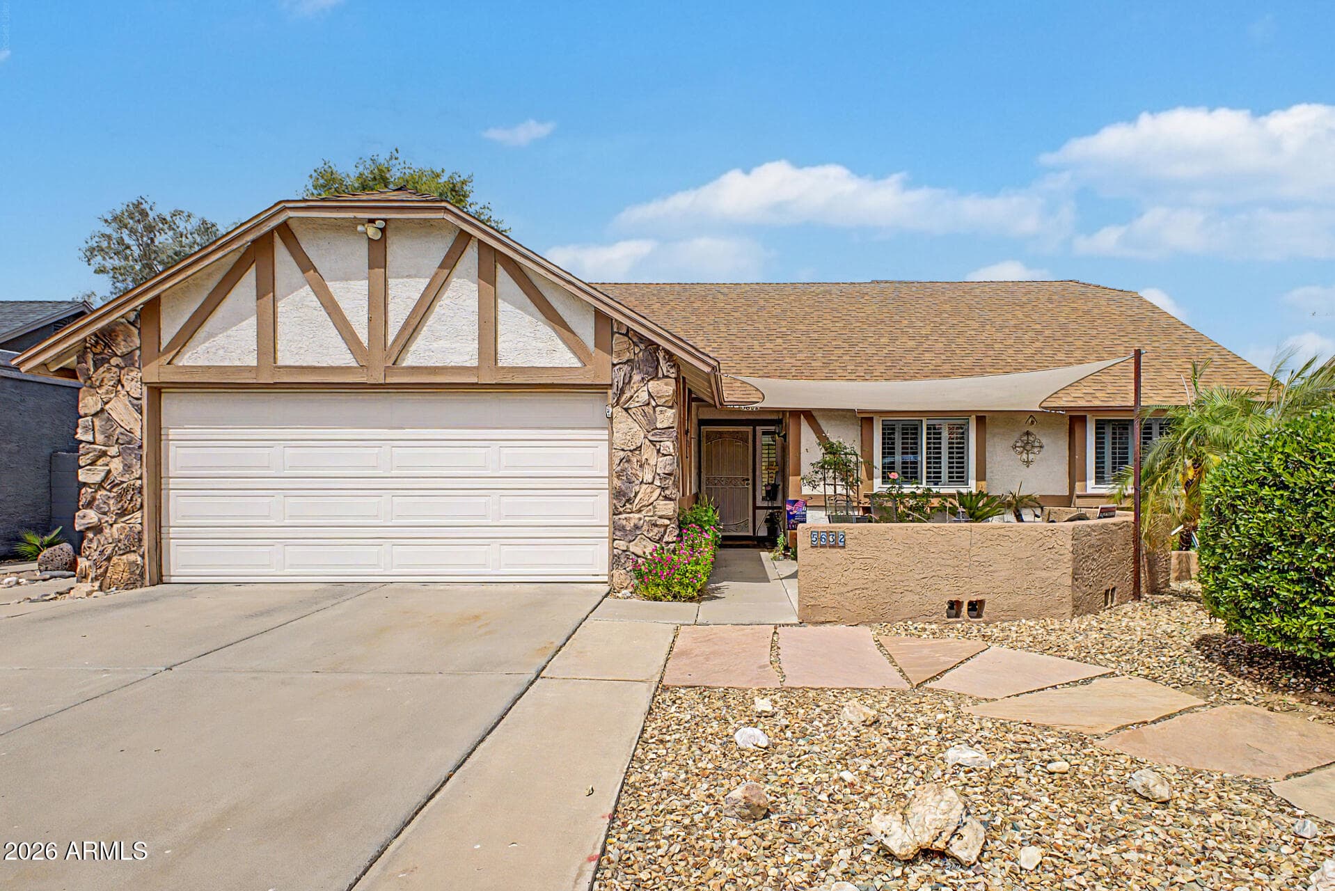 5632 W Desert Cove Ave — photo 1