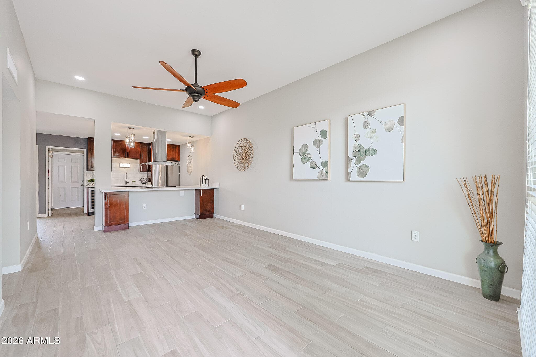 9908 W Royal Oak Rd — photo 2