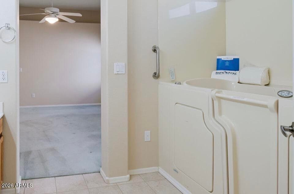 9718 W Mountain View Rd — photo 2