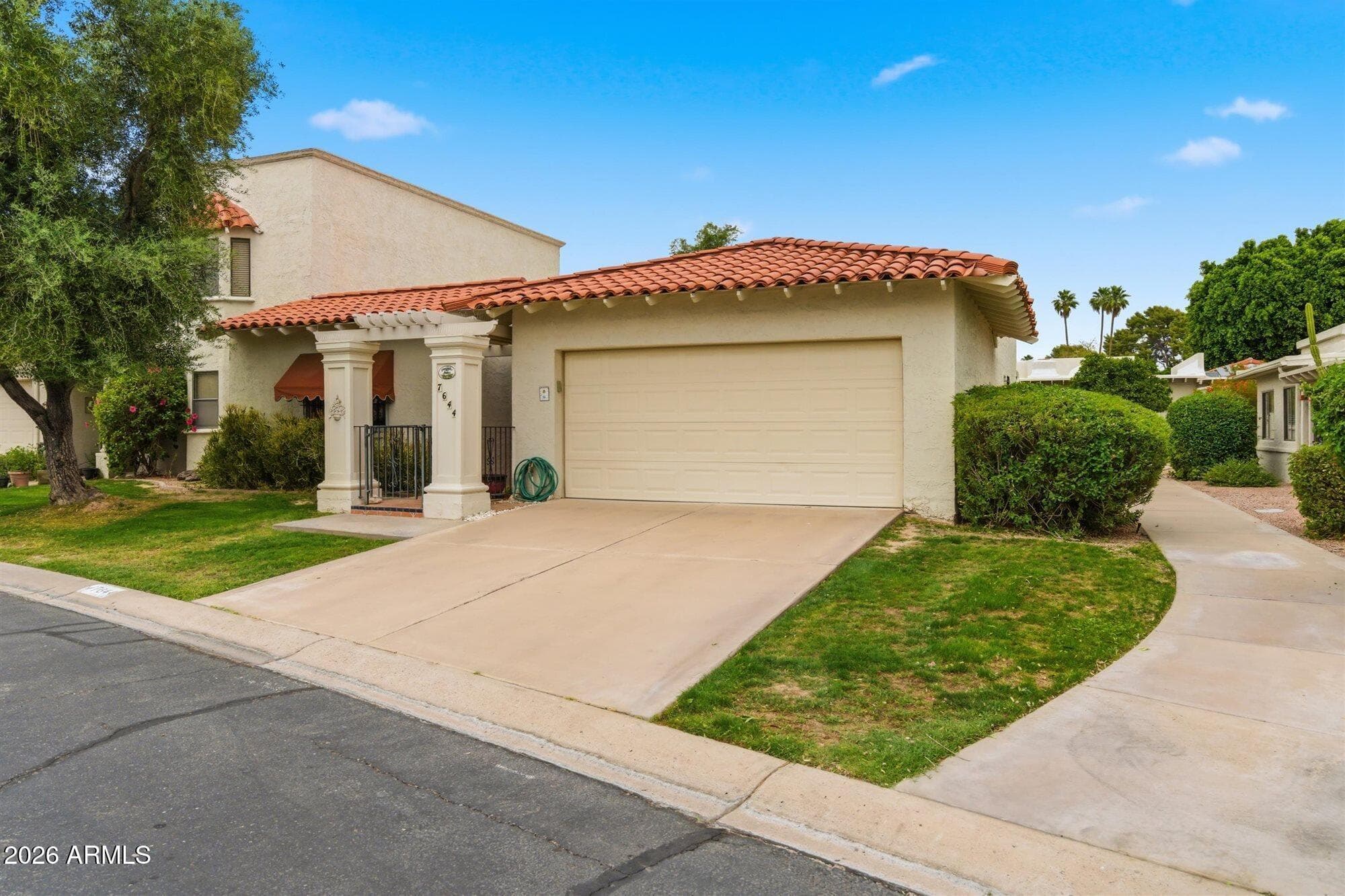 7644 E Sandalwood Dr — photo 2