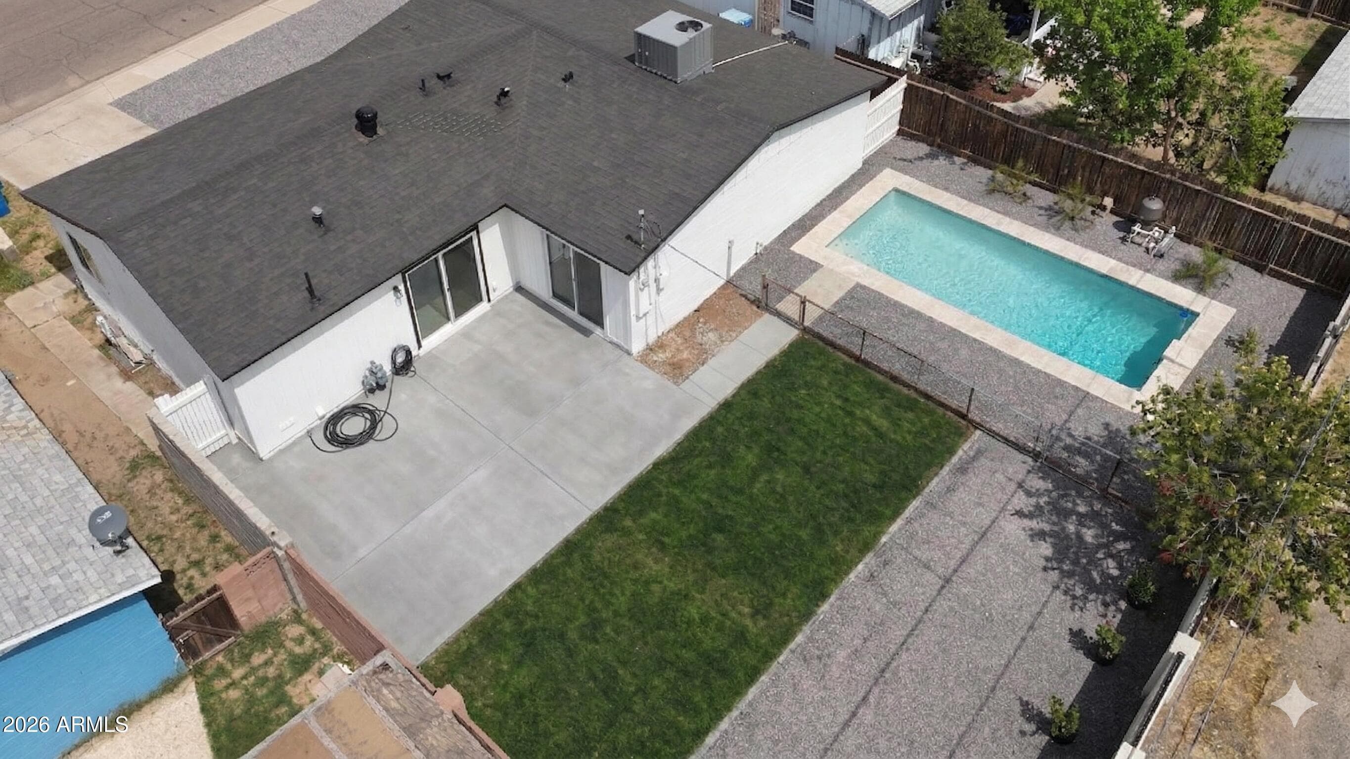 4923 W Cypress St — photo 1