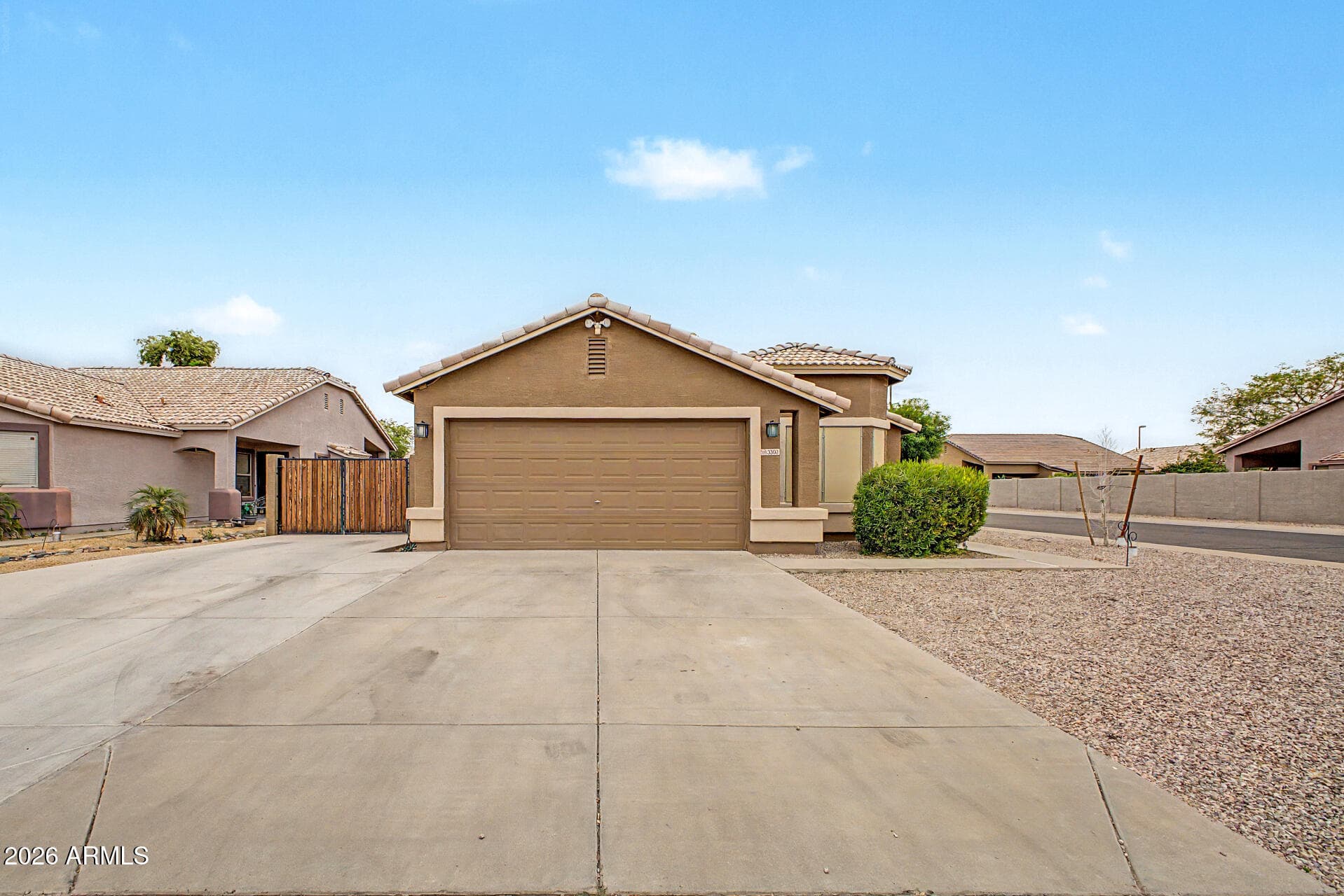 3303 E Woodside Way — photo 2
