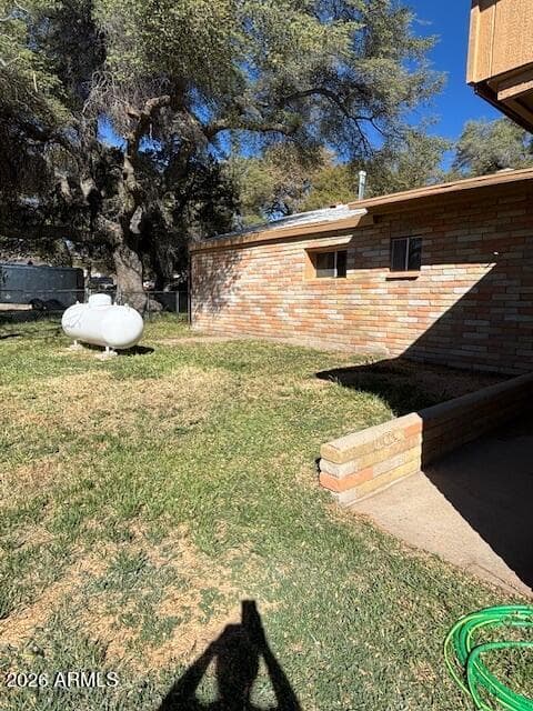 23016 Lakewood Dr — photo 2