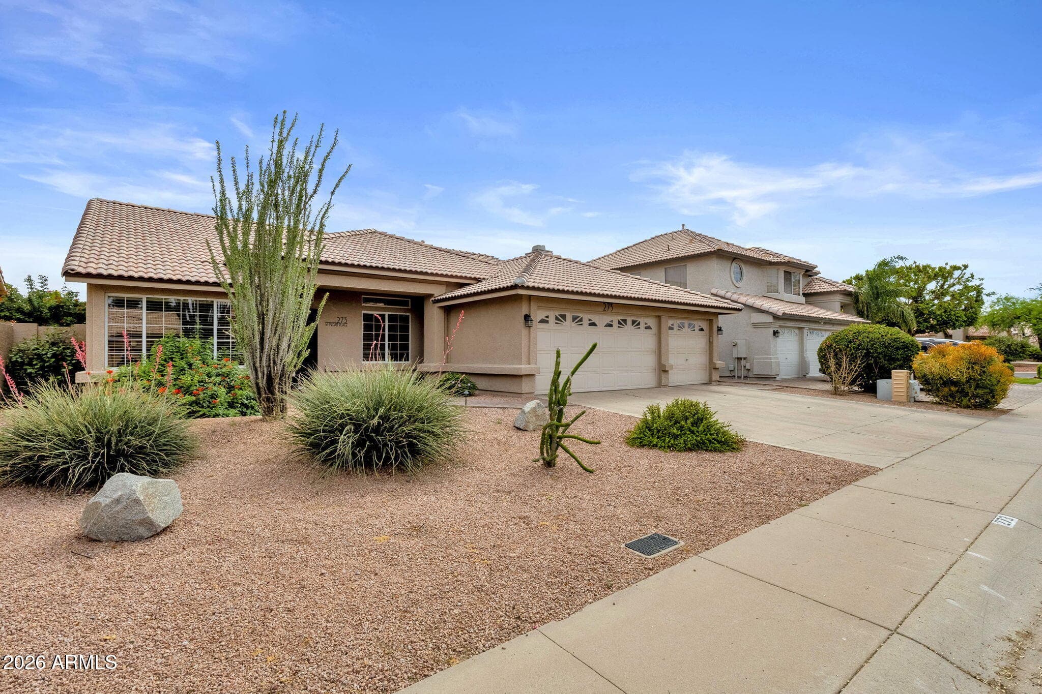 273 W Pecan Pl — photo 2