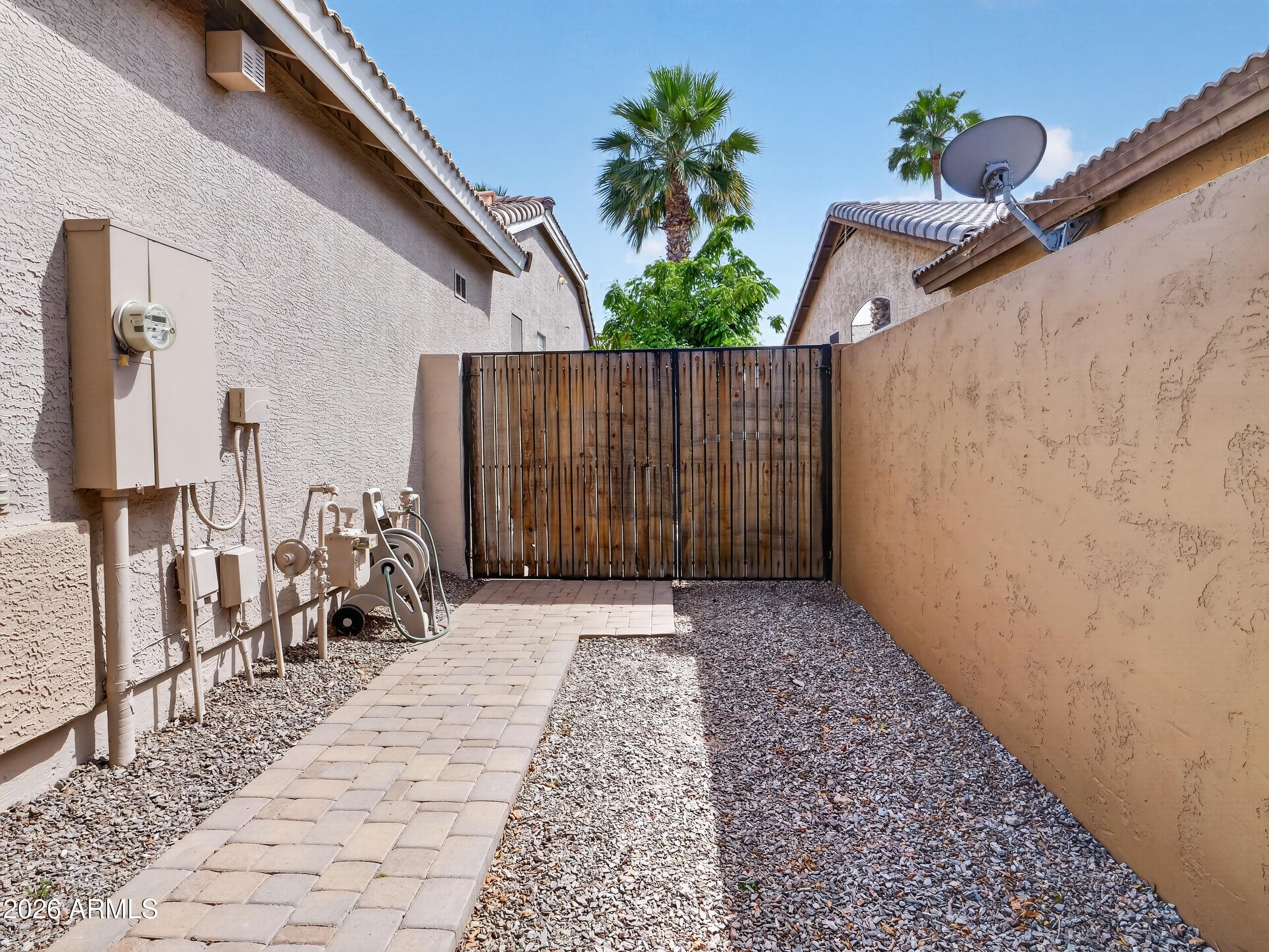 2131 W Mulberry Dr — photo 45