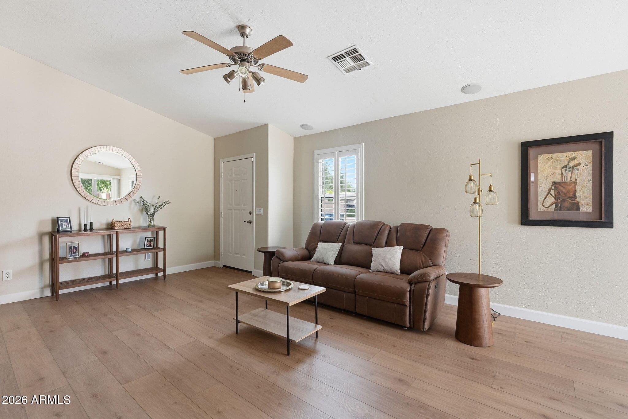 3302 E Tierra Buena Ln — photo 2