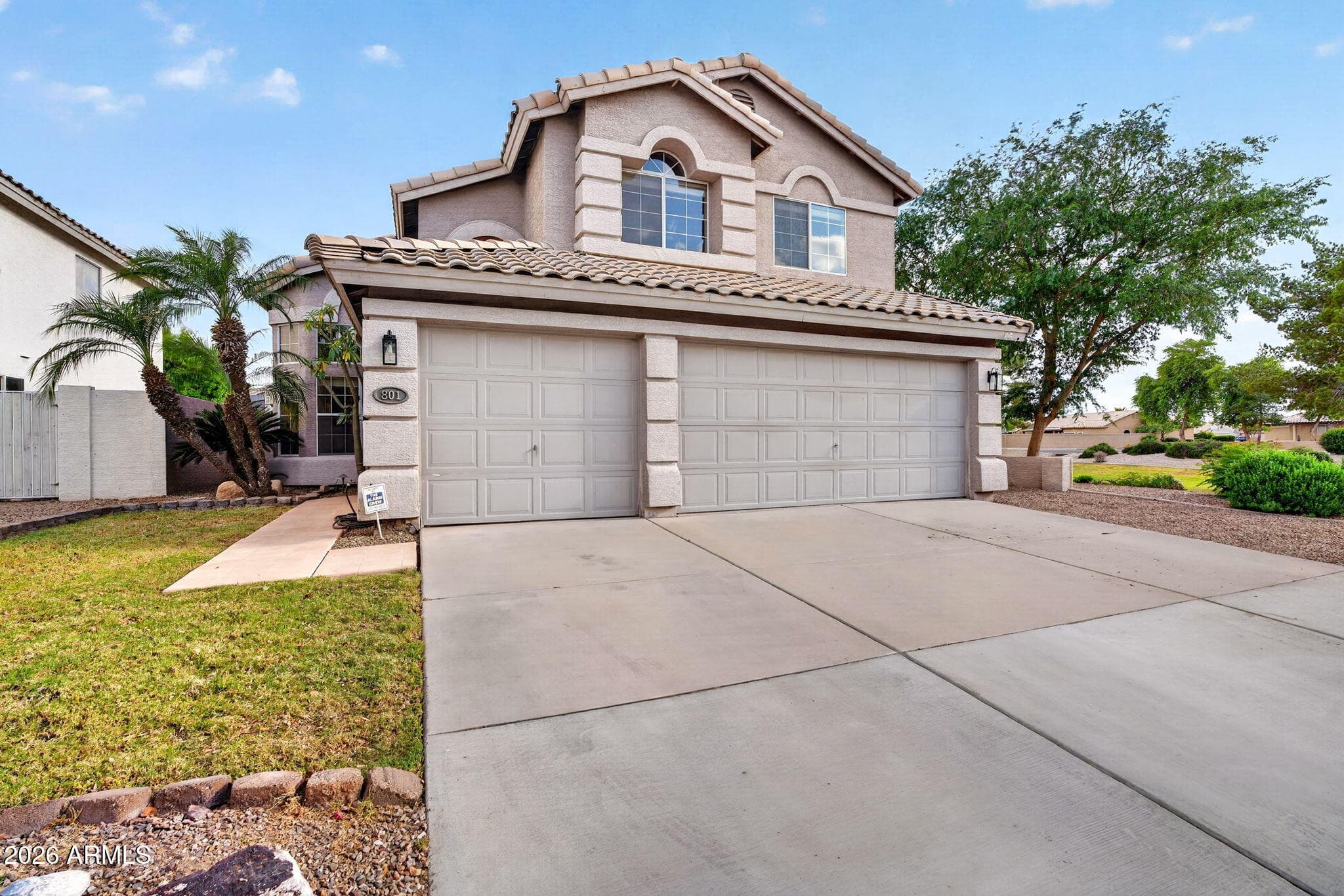 801 E Orchid Ln — photo 1