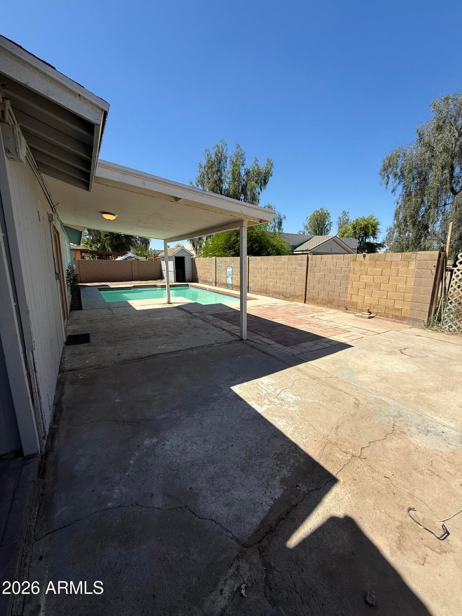 5740 N 42nd Ln — photo 24