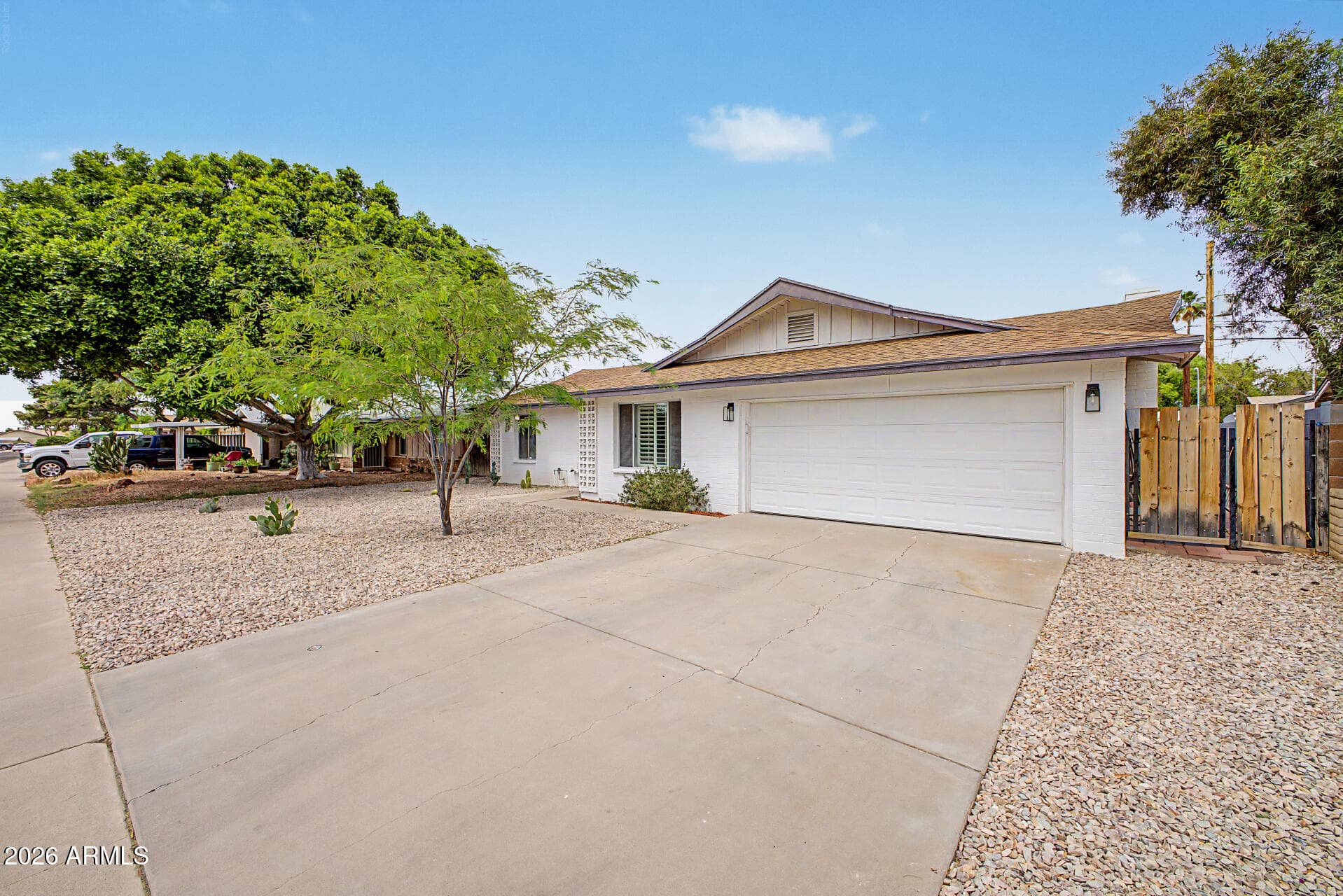 1420 E Campus Dr — photo 2