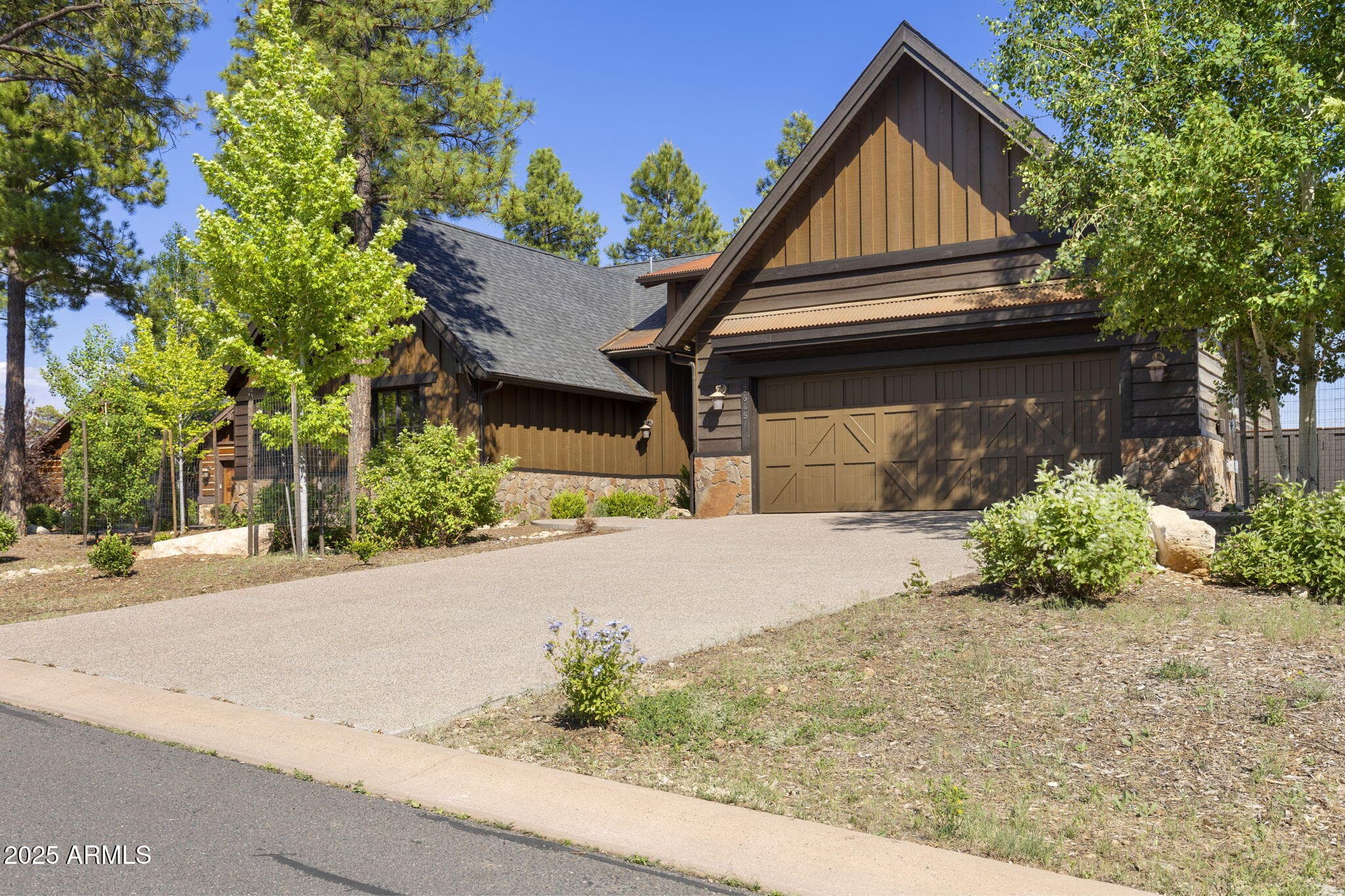 2645 E TELLURIDE DR - Photo 3